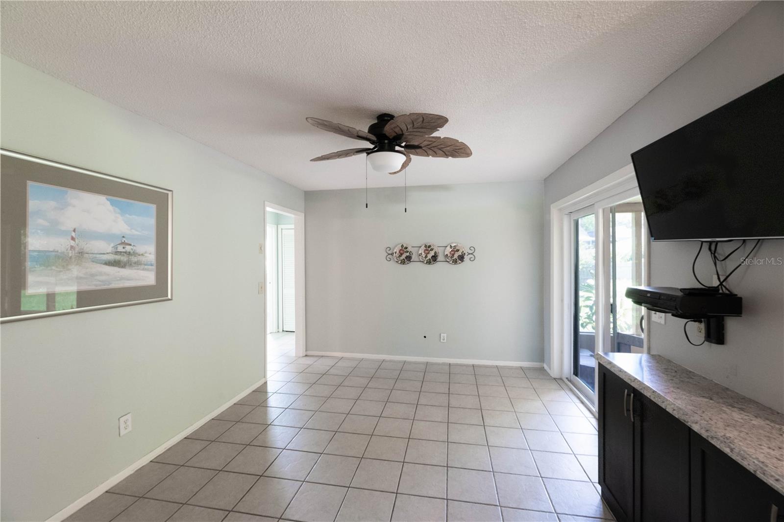 278 HUNTINGTON DR