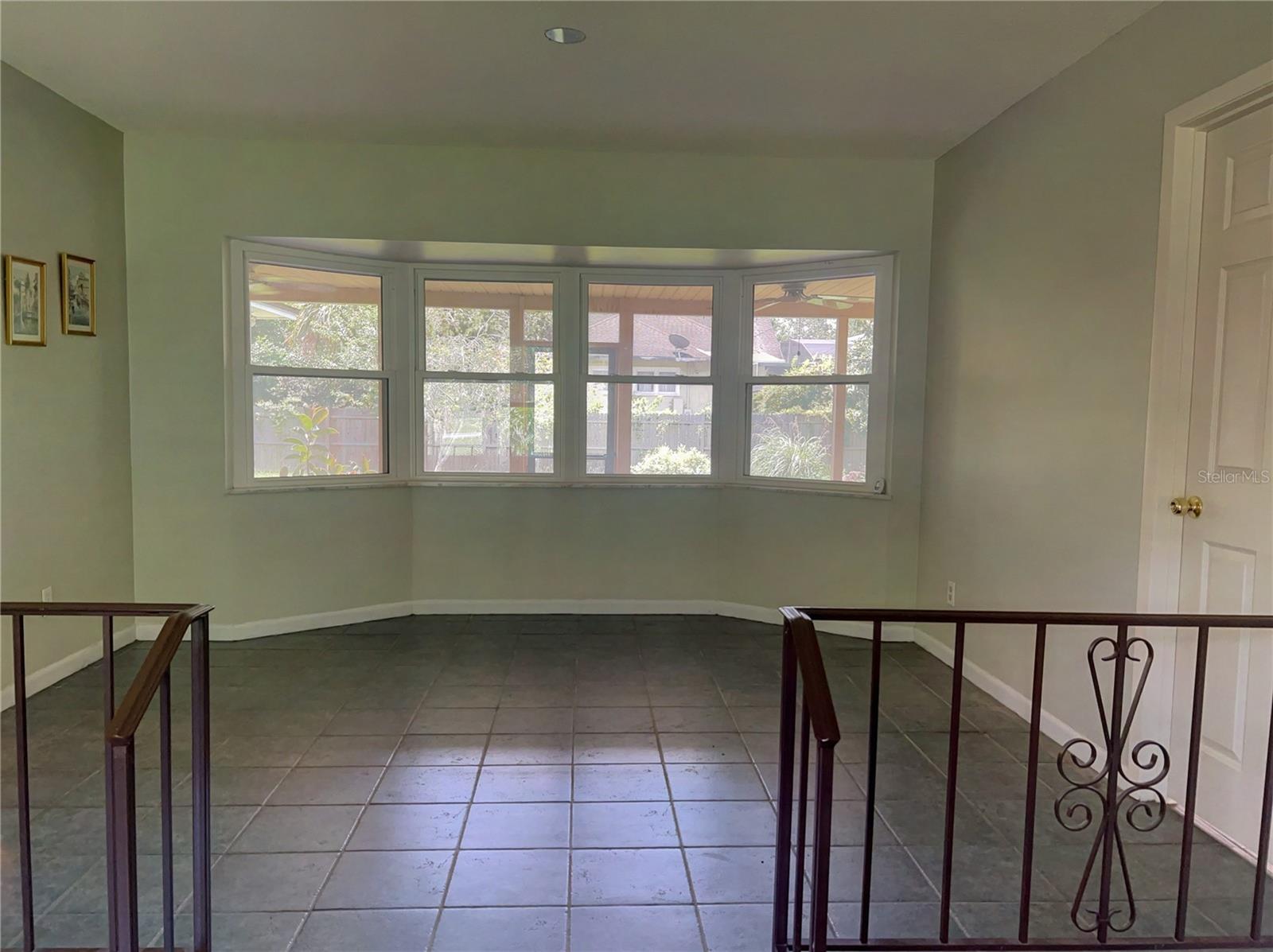 278 HUNTINGTON DR