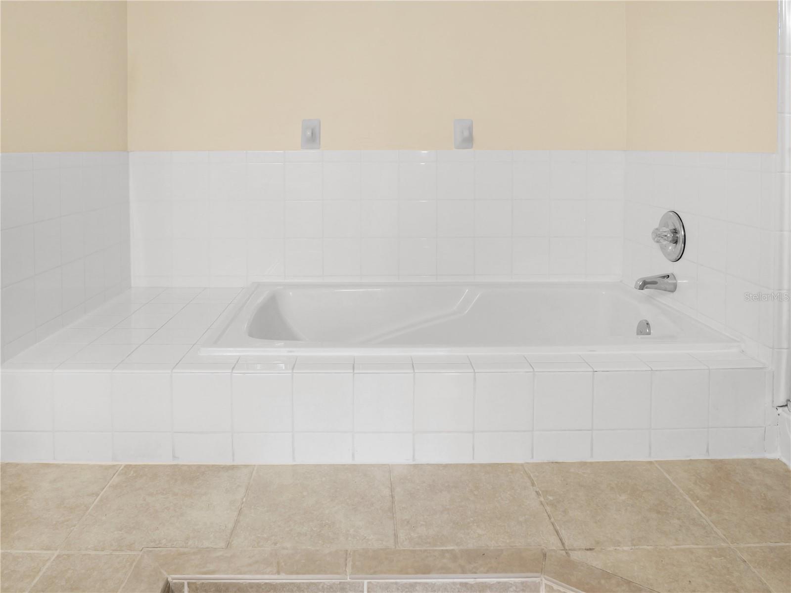 318 AUSTRALIAN WAY #A