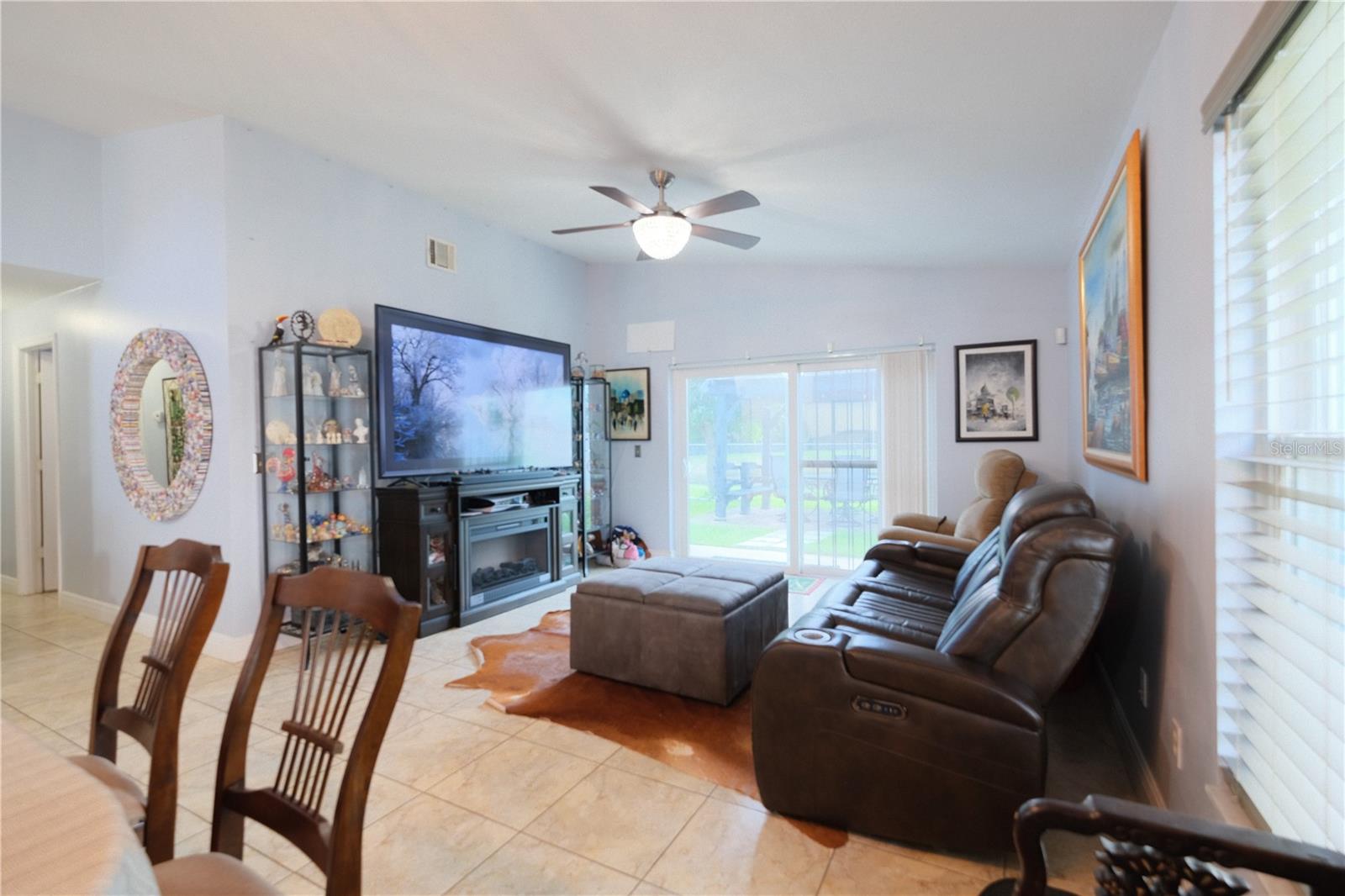 806 VIRGINIA WOODS LN