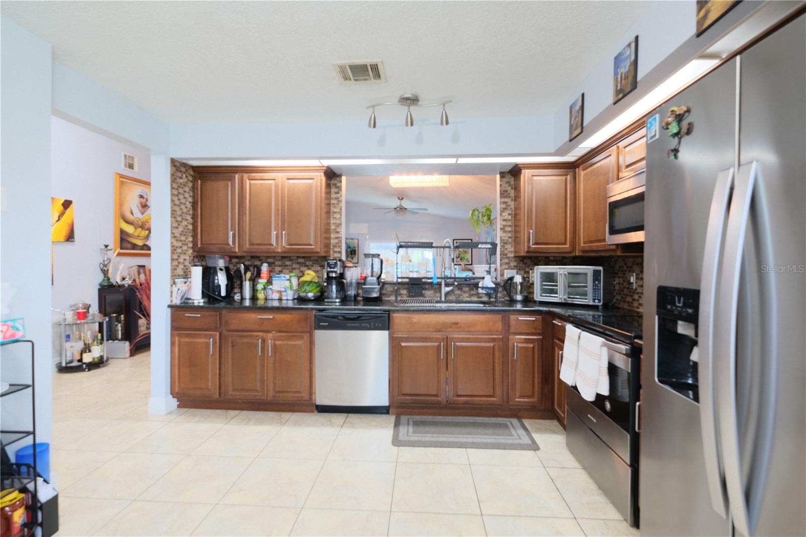 806 VIRGINIA WOODS LN