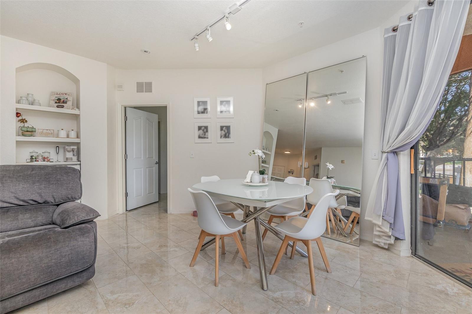 6149 METROWEST BLVD #102
