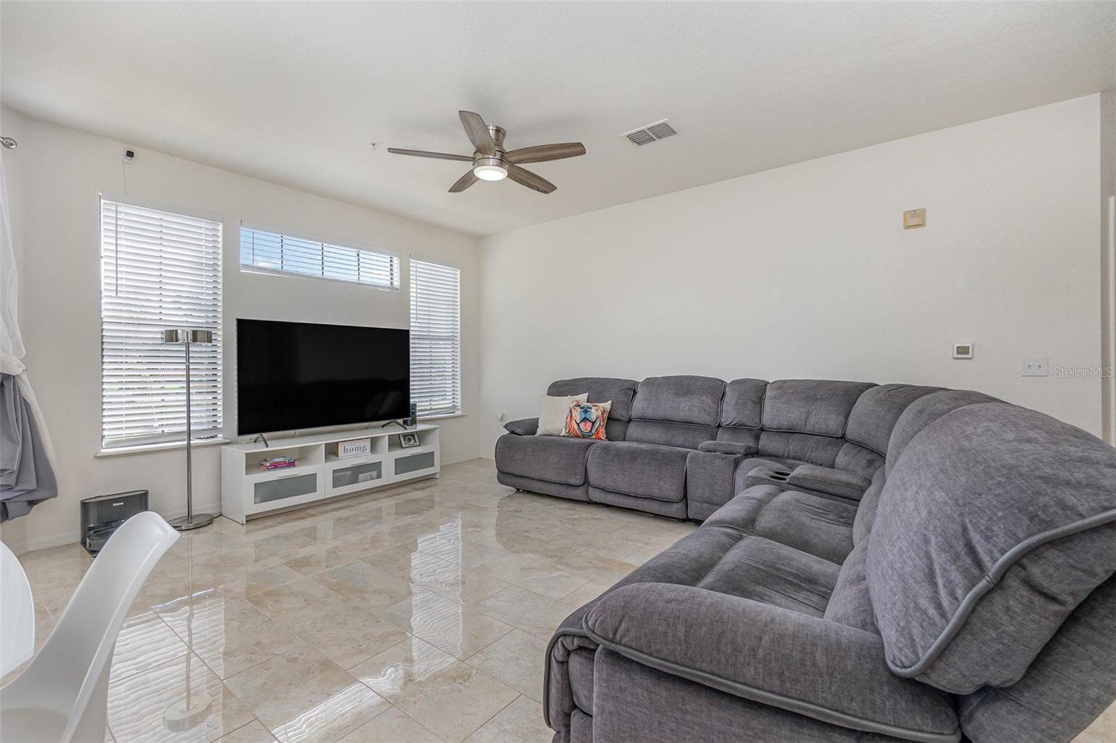 6149 METROWEST BLVD #102