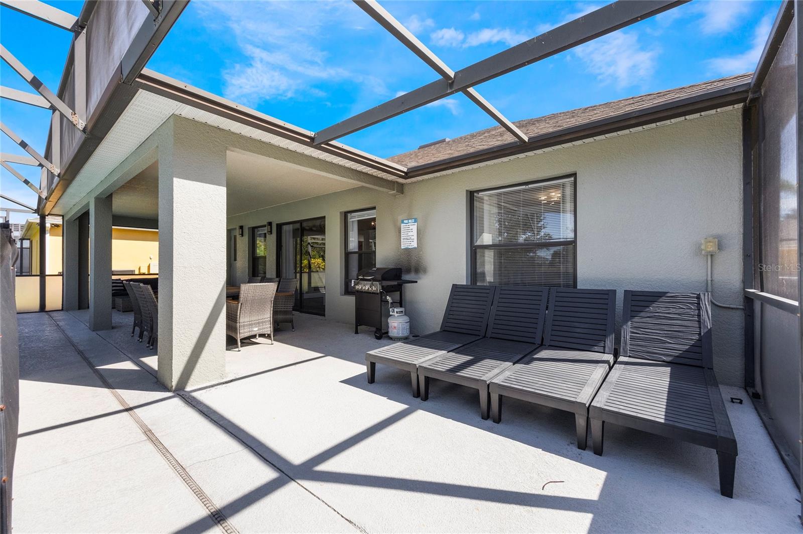 409 COVENTRY RD