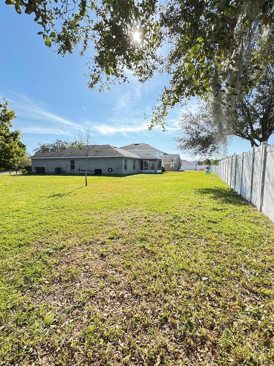 2464 DEER CREEK BLVD