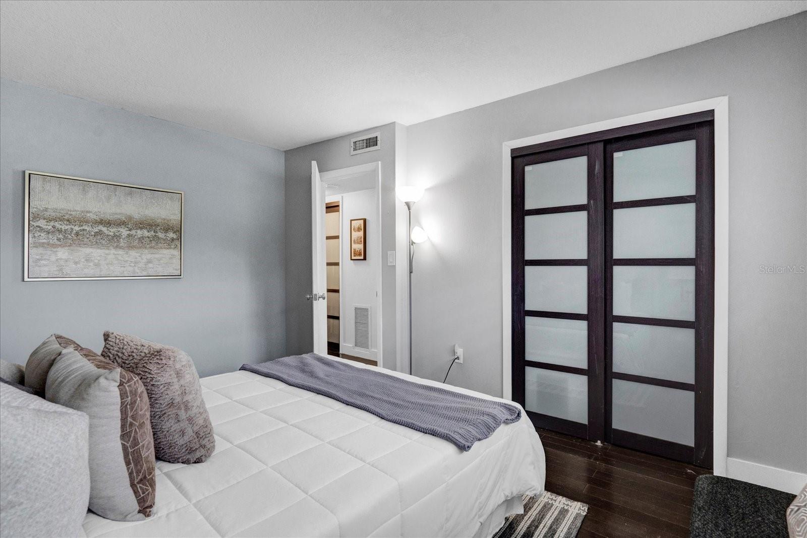 3104 HARRISON AVE #11