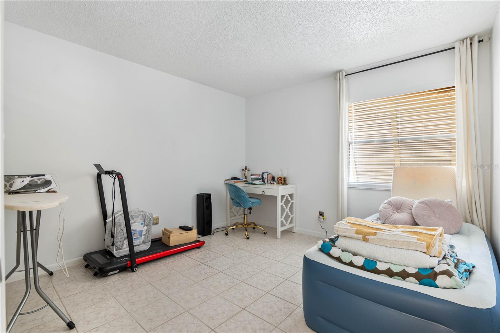 120 HIBISCUS WOODS CT #13B
