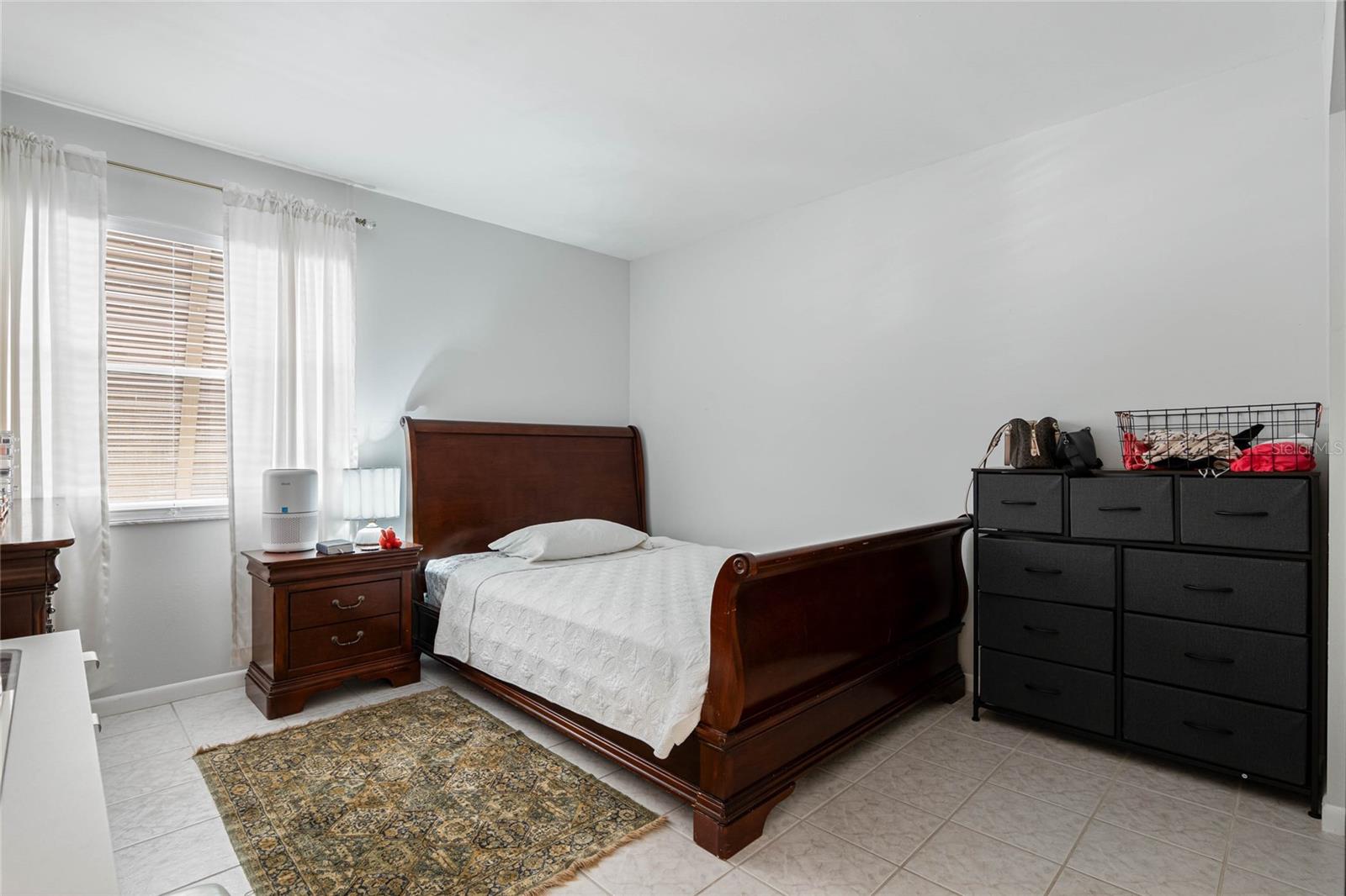 120 HIBISCUS WOODS CT #13B