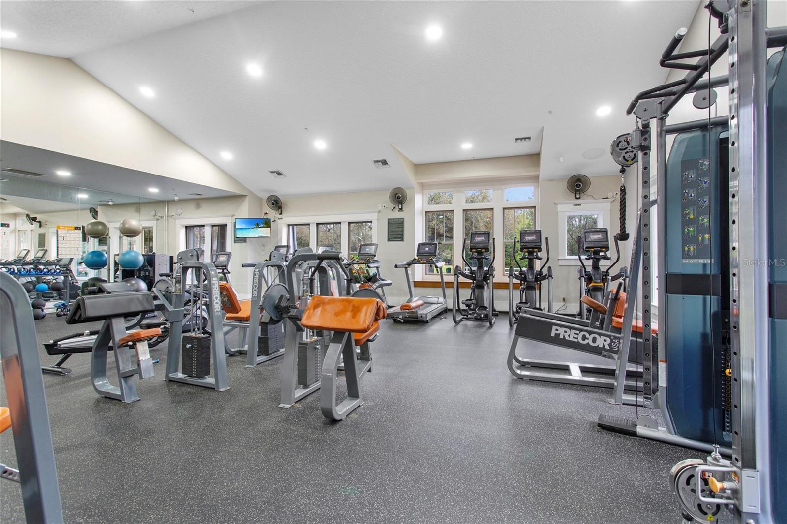 1220 VAUX BLVD #102
