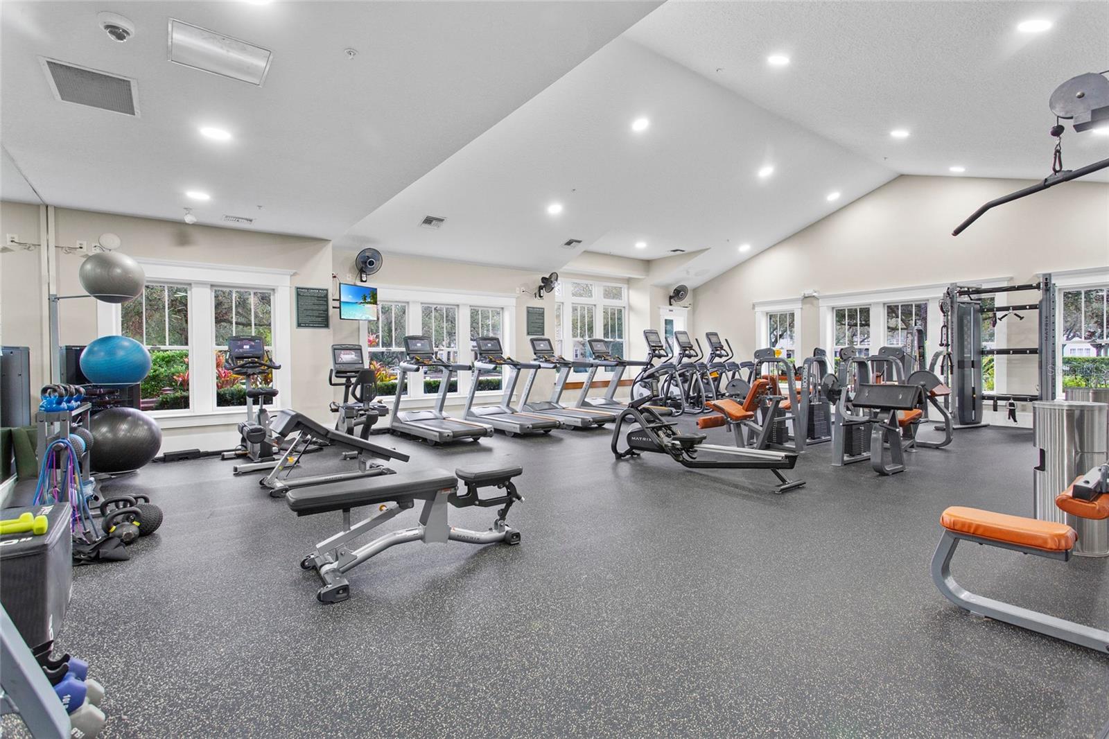 1220 VAUX BLVD #102