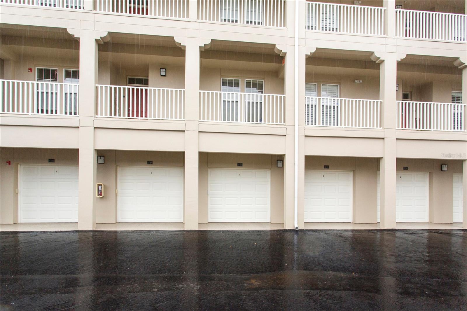1220 VAUX BLVD #102