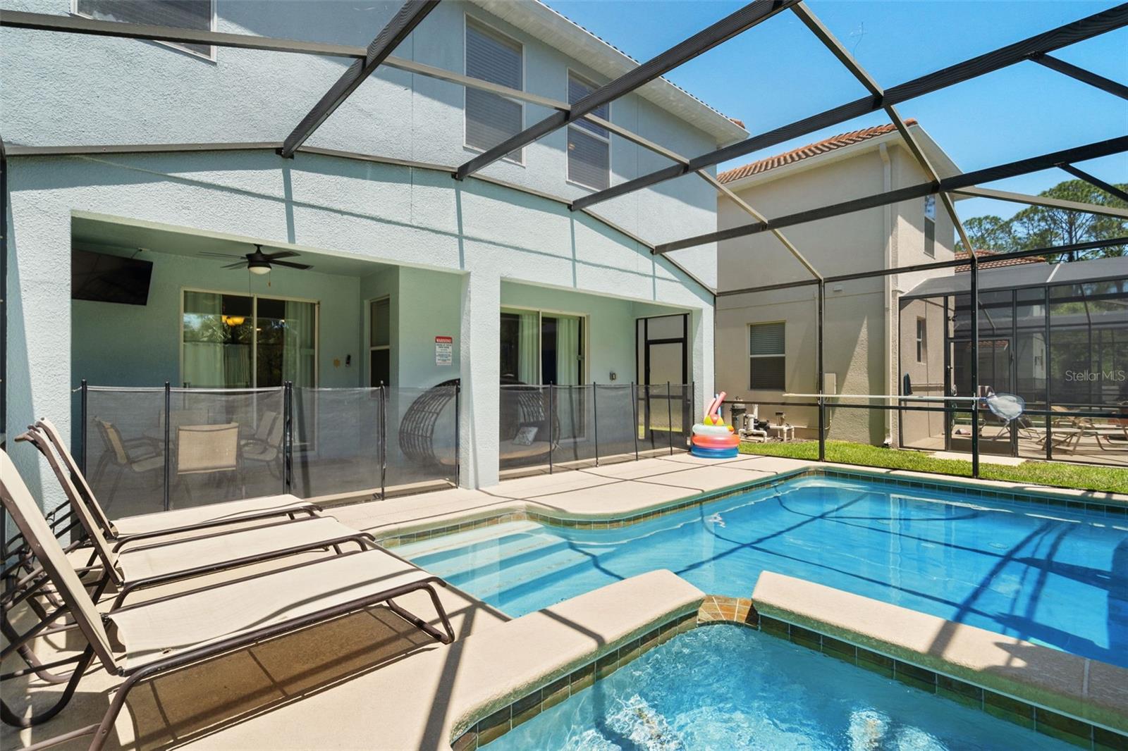 8944 SUGAR PALM RD