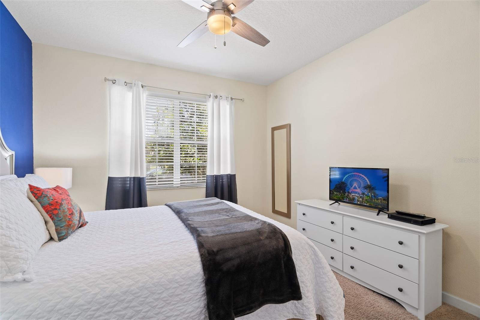8944 SUGAR PALM RD