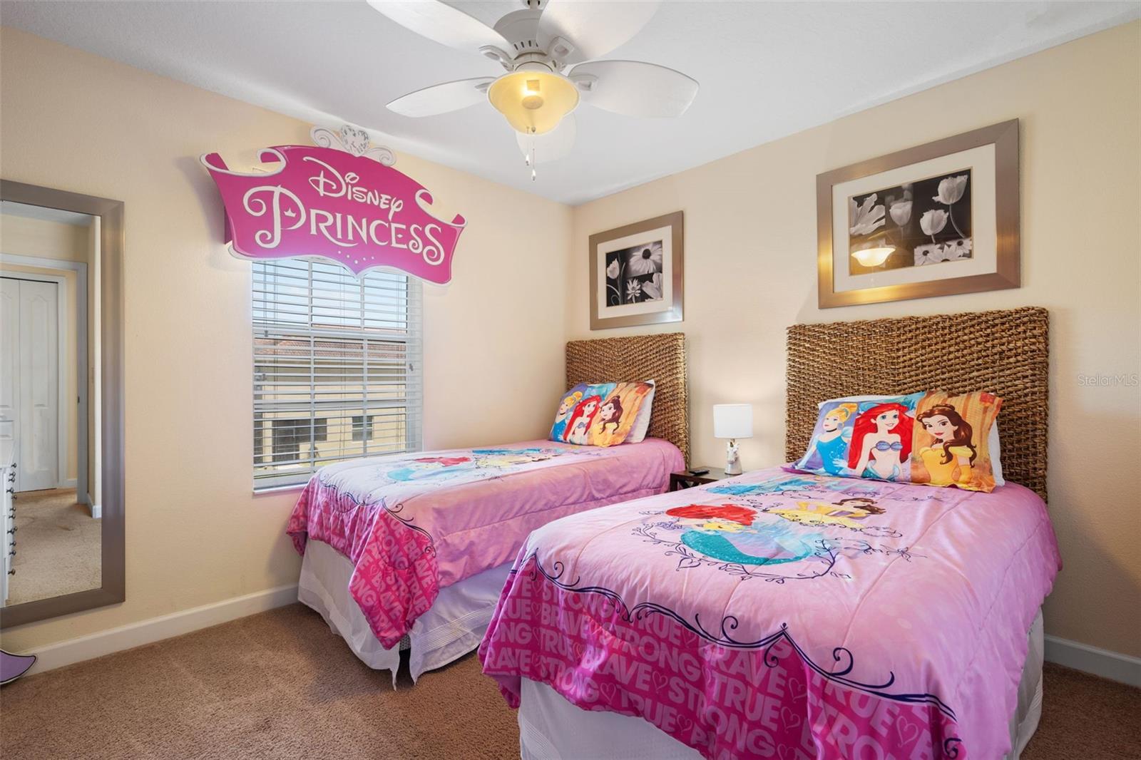 8944 SUGAR PALM RD