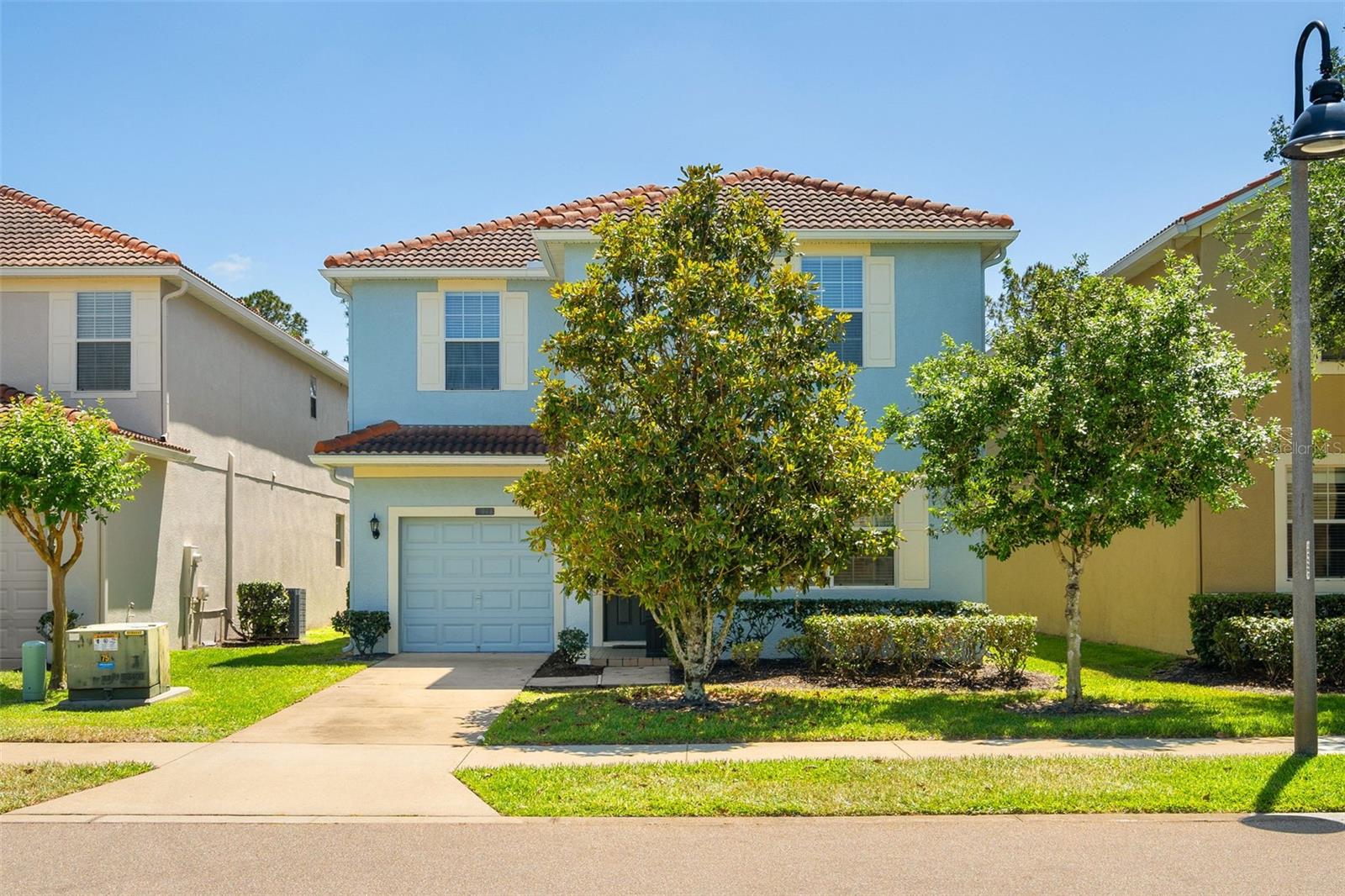 8944 SUGAR PALM RD
