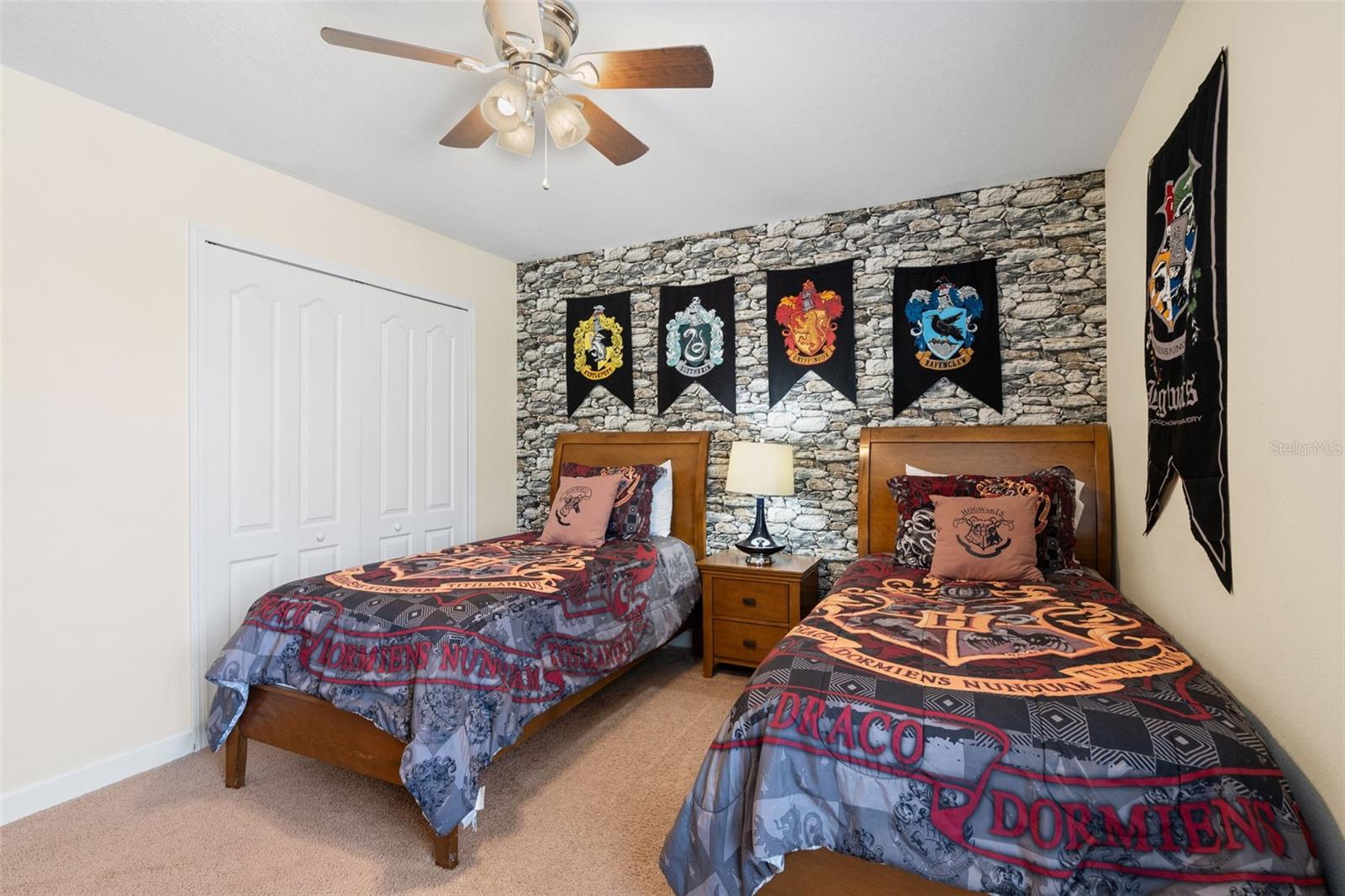8944 SUGAR PALM RD