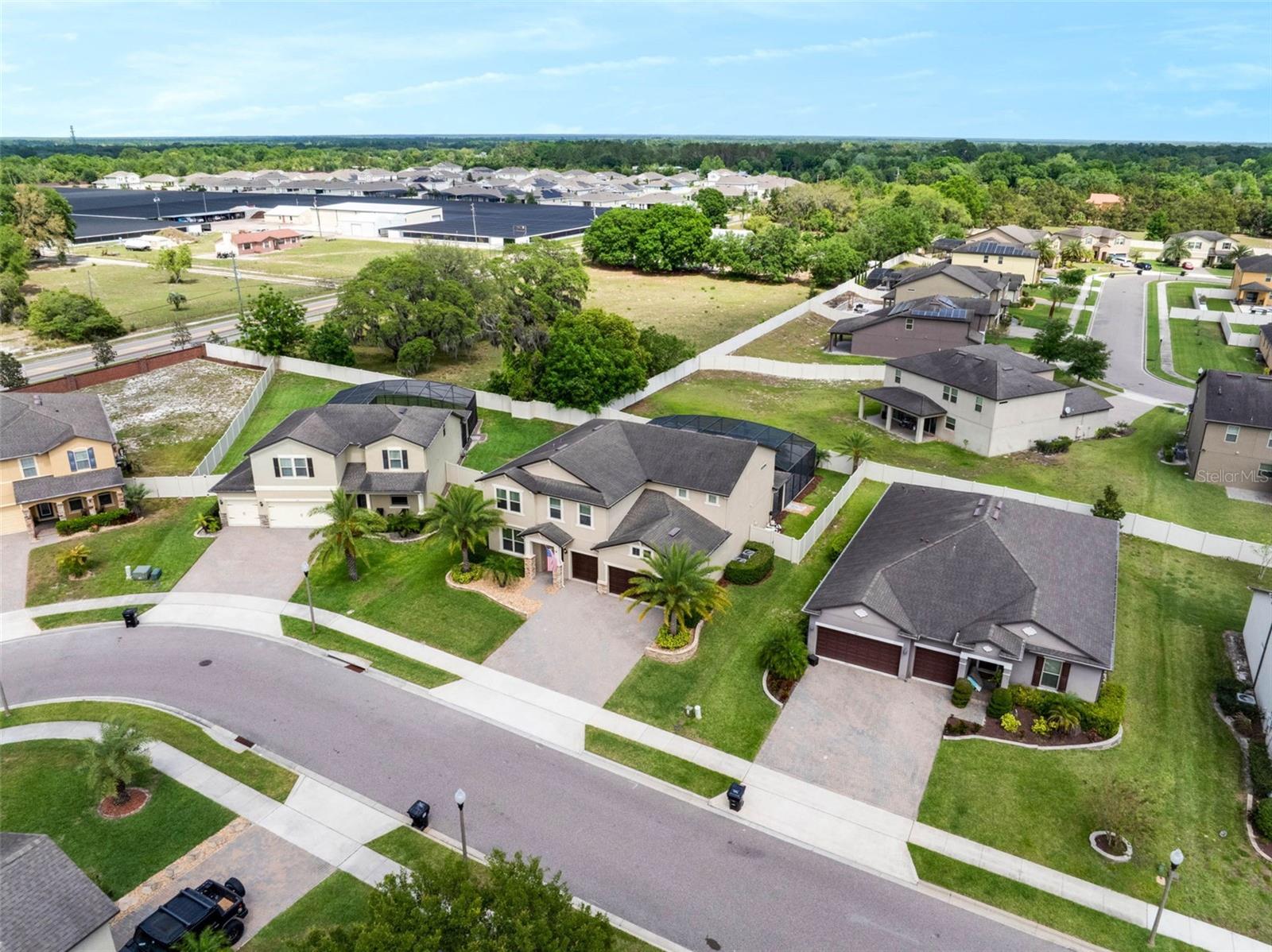 676 BISHOP BAY LOOP