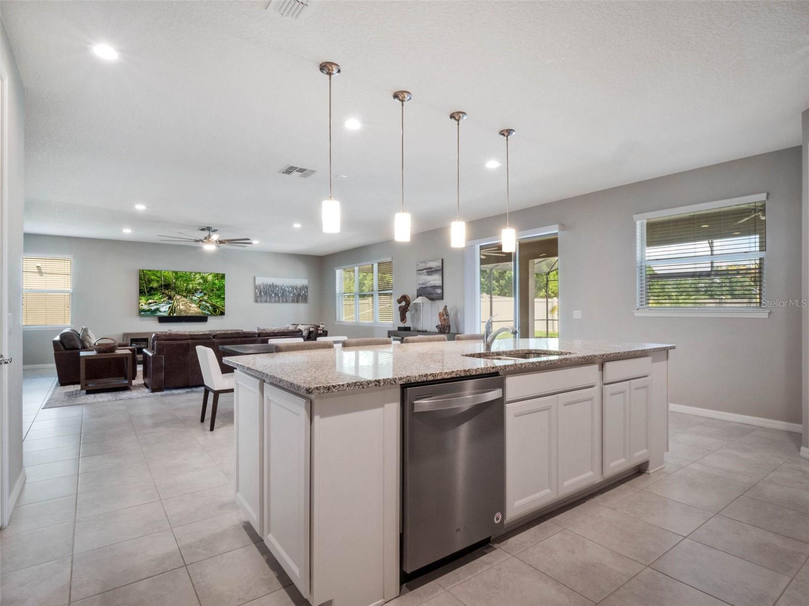 676 BISHOP BAY LOOP