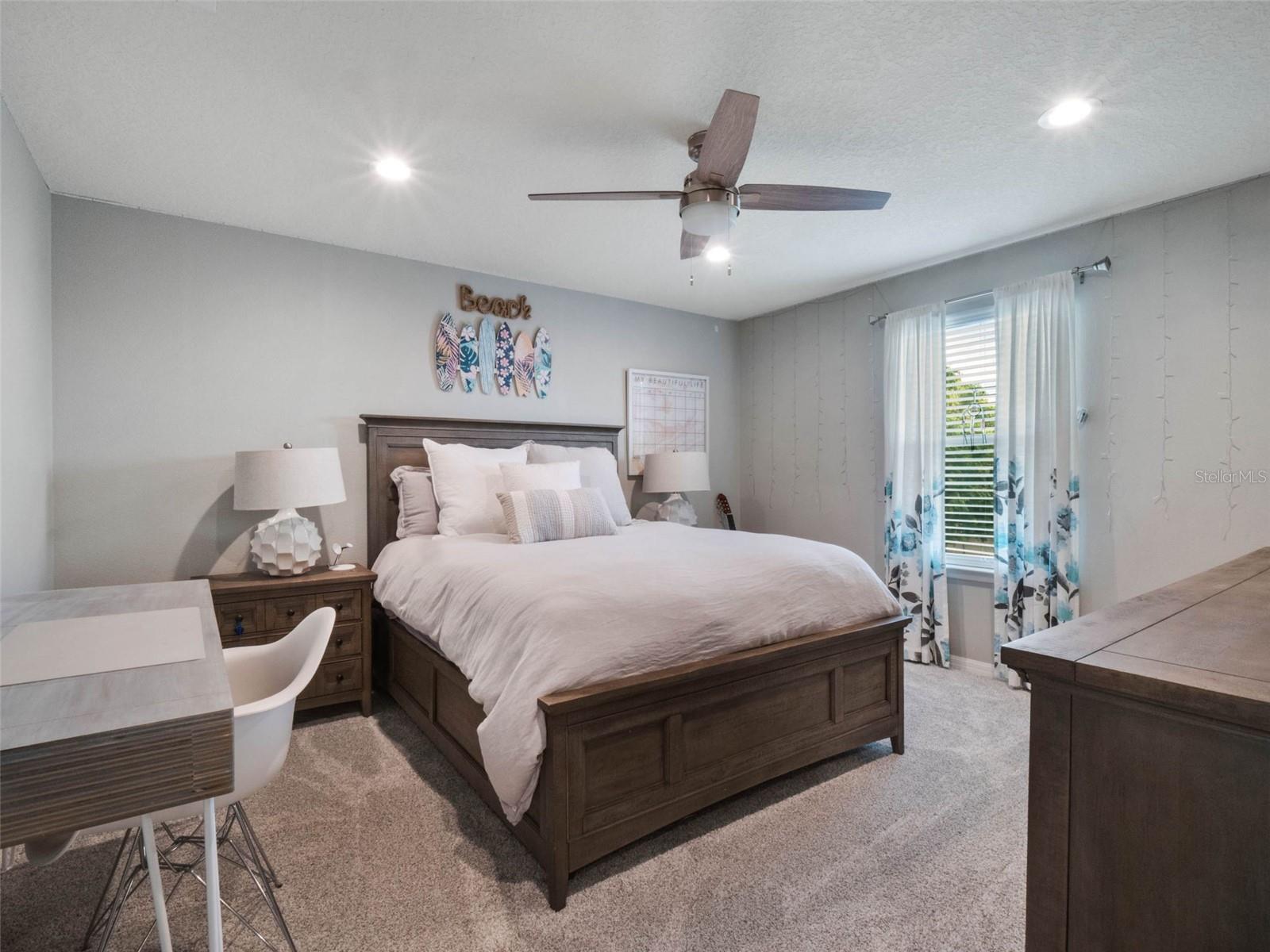 676 BISHOP BAY LOOP