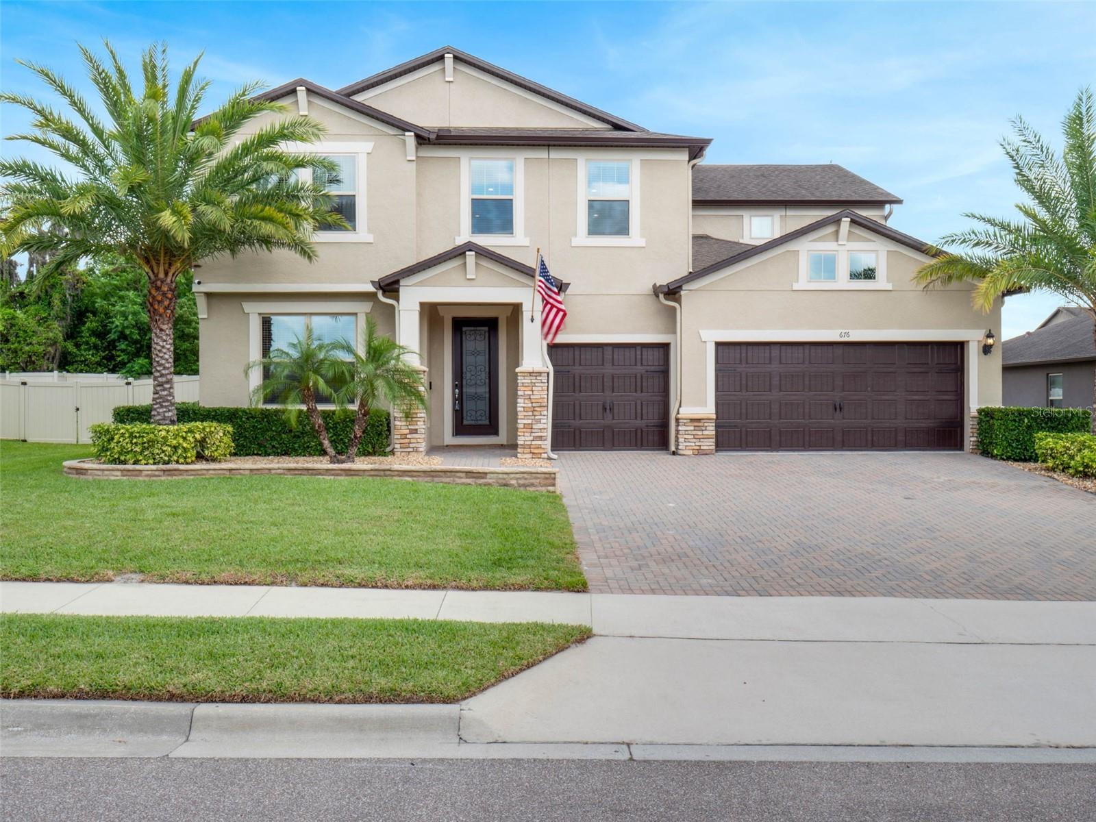 676 BISHOP BAY LOOP