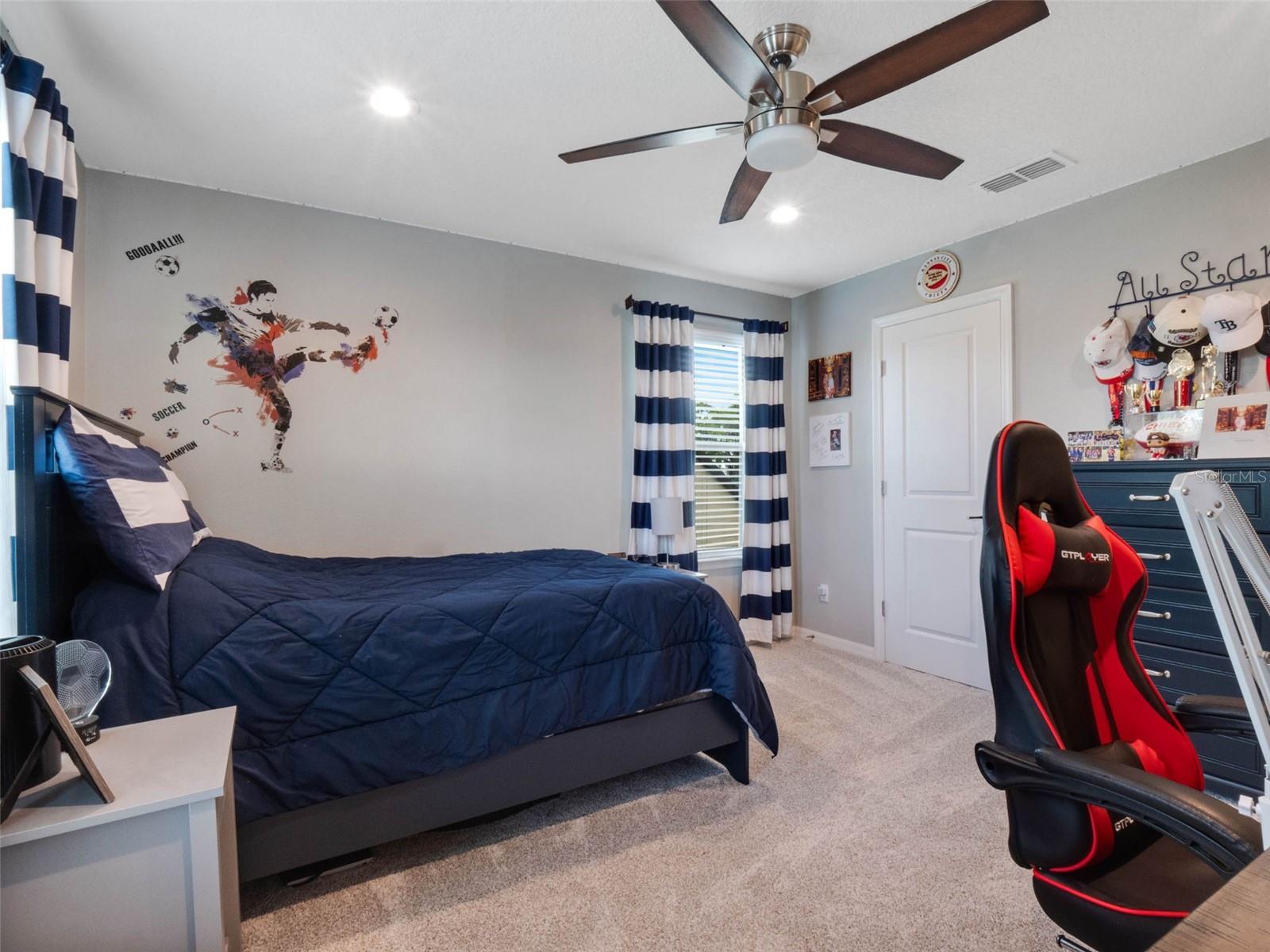 676 BISHOP BAY LOOP