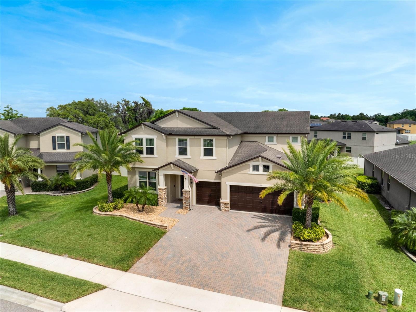 676 BISHOP BAY LOOP