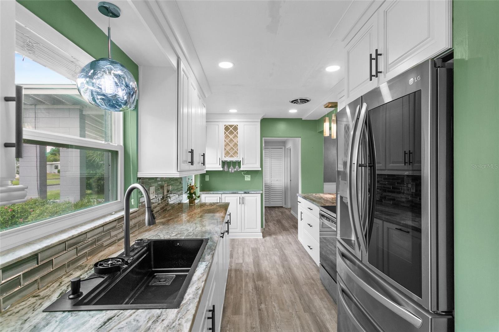 4011 BOBOLINK LN
