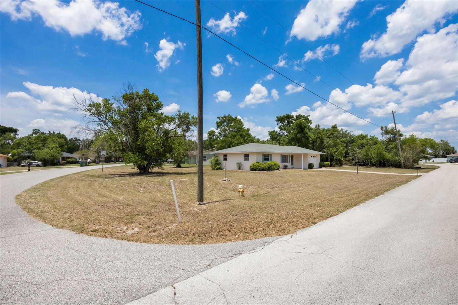 1198 E HANCOCK DR