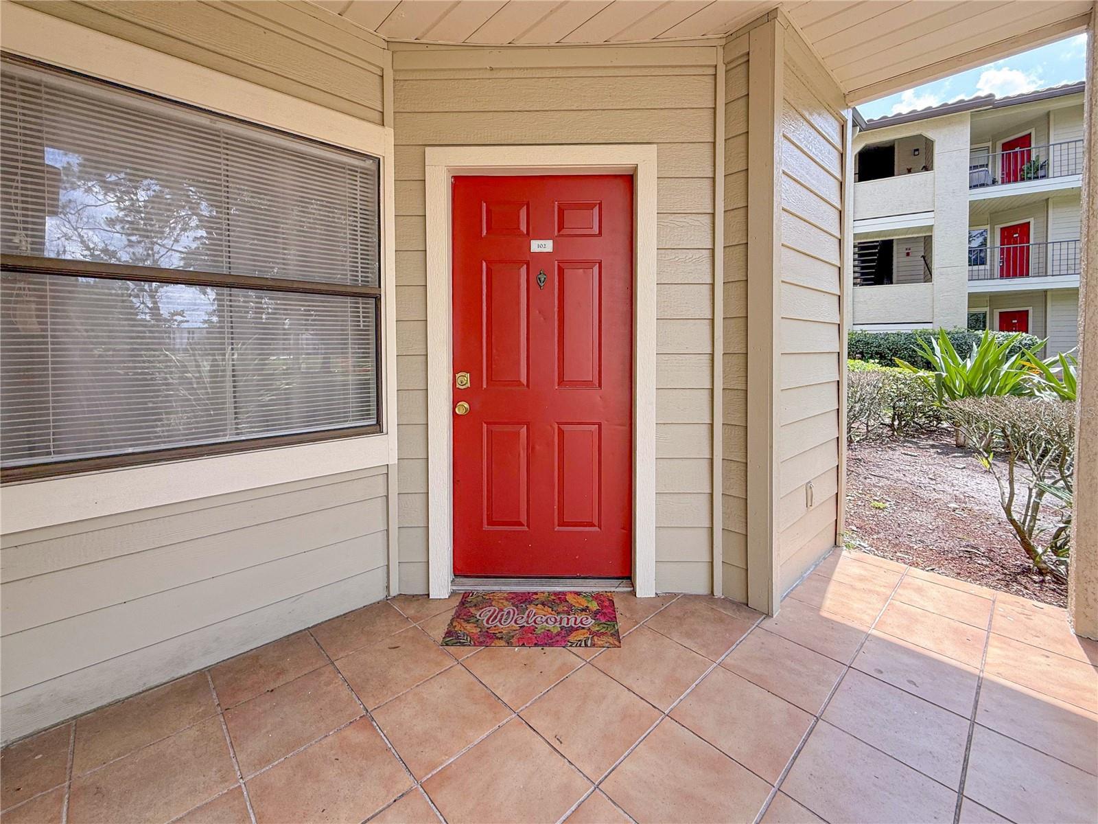 3034 PARKWAY BLVD #102