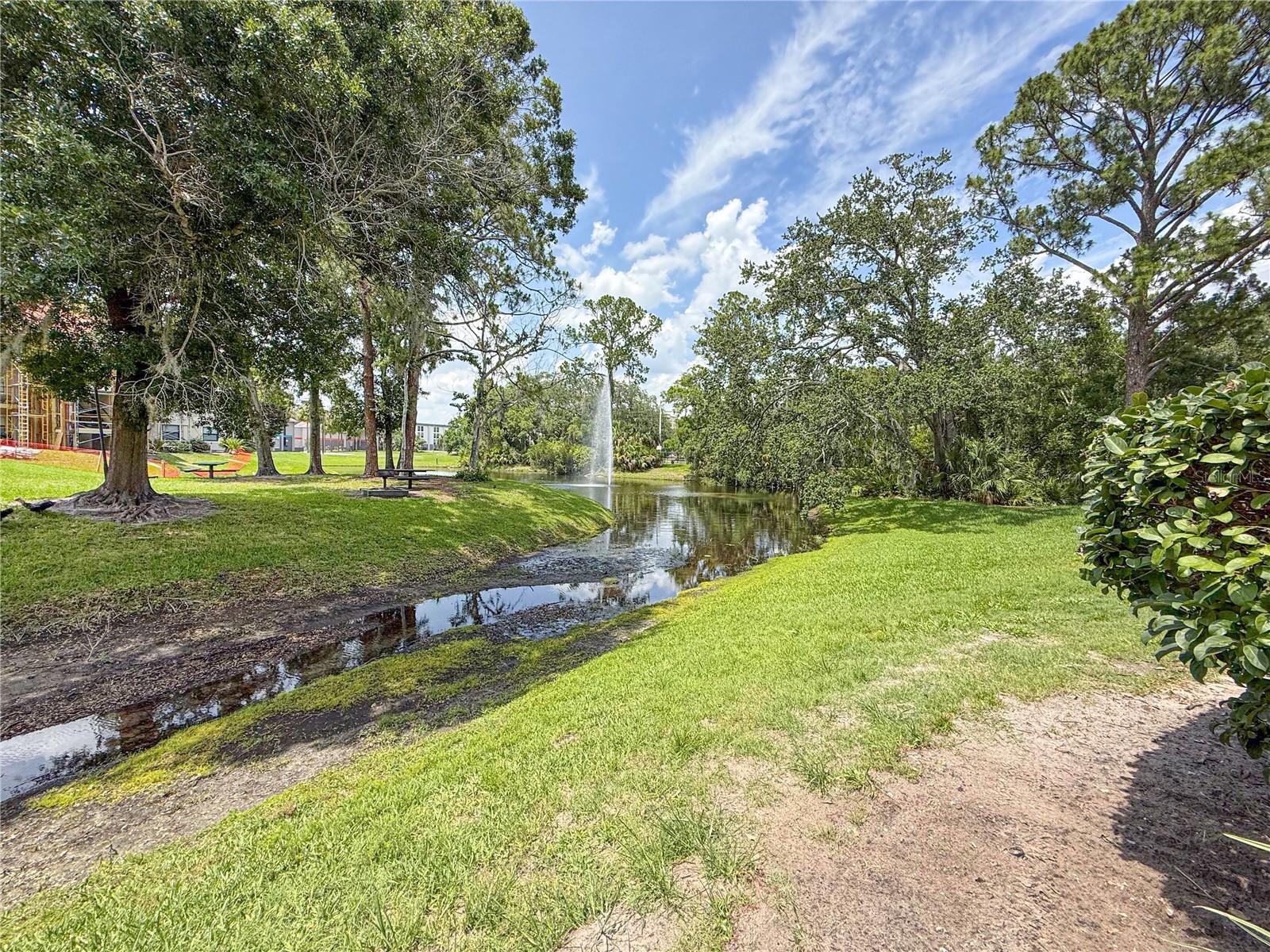 3034 PARKWAY BLVD #102