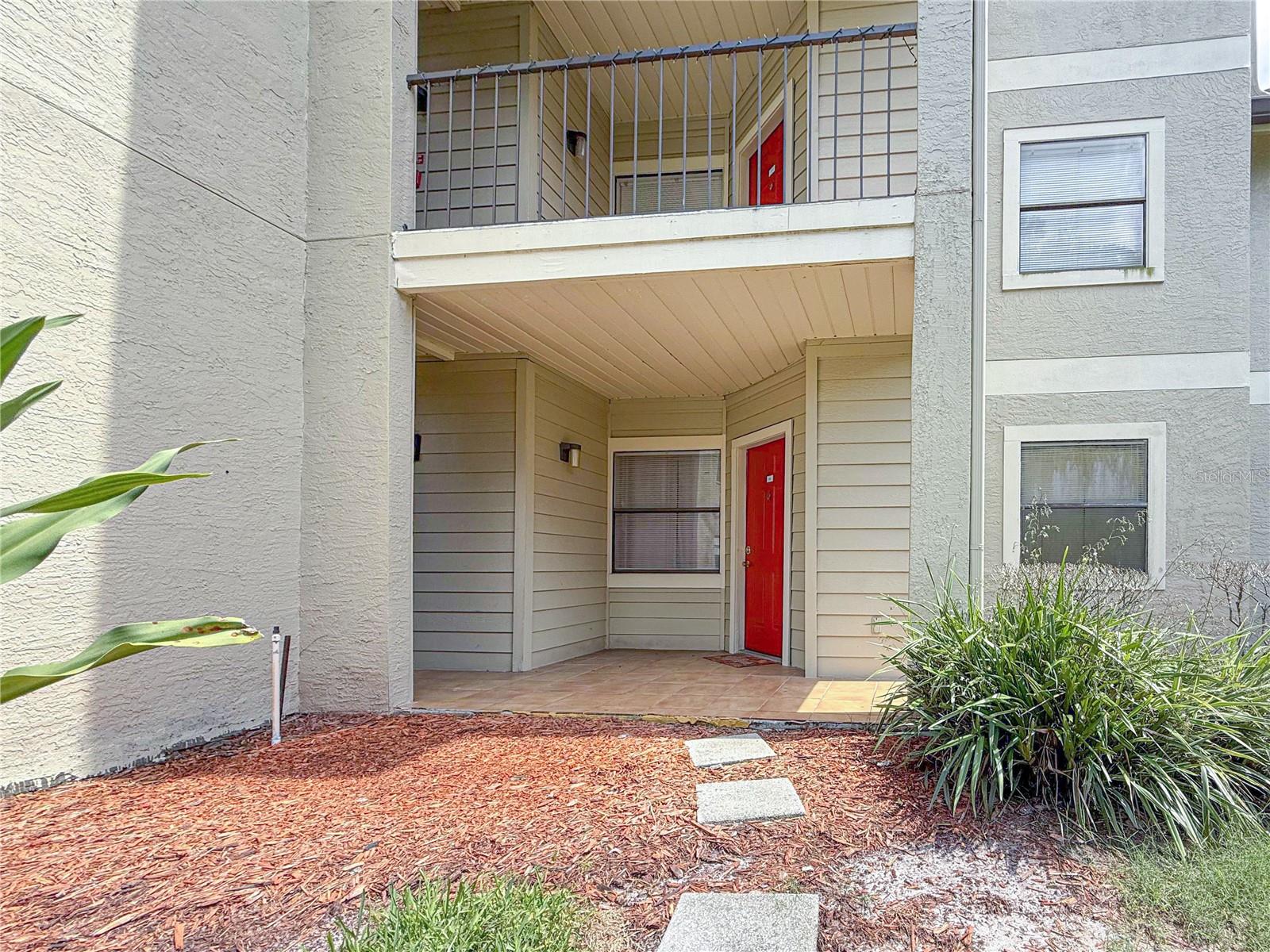 3034 PARKWAY BLVD #102