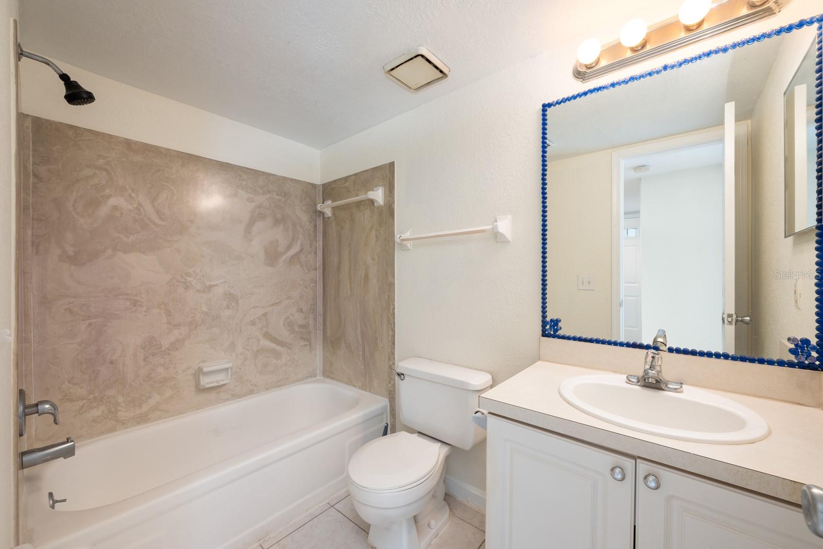 940 DOUGLAS AVE #132