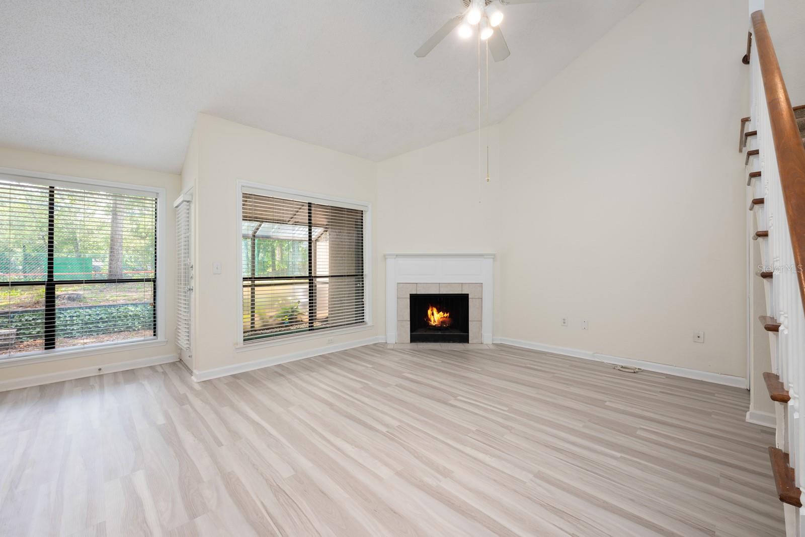 940 DOUGLAS AVE #132