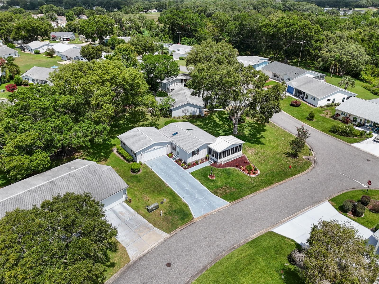 25333 CASA DEL LAGO LN