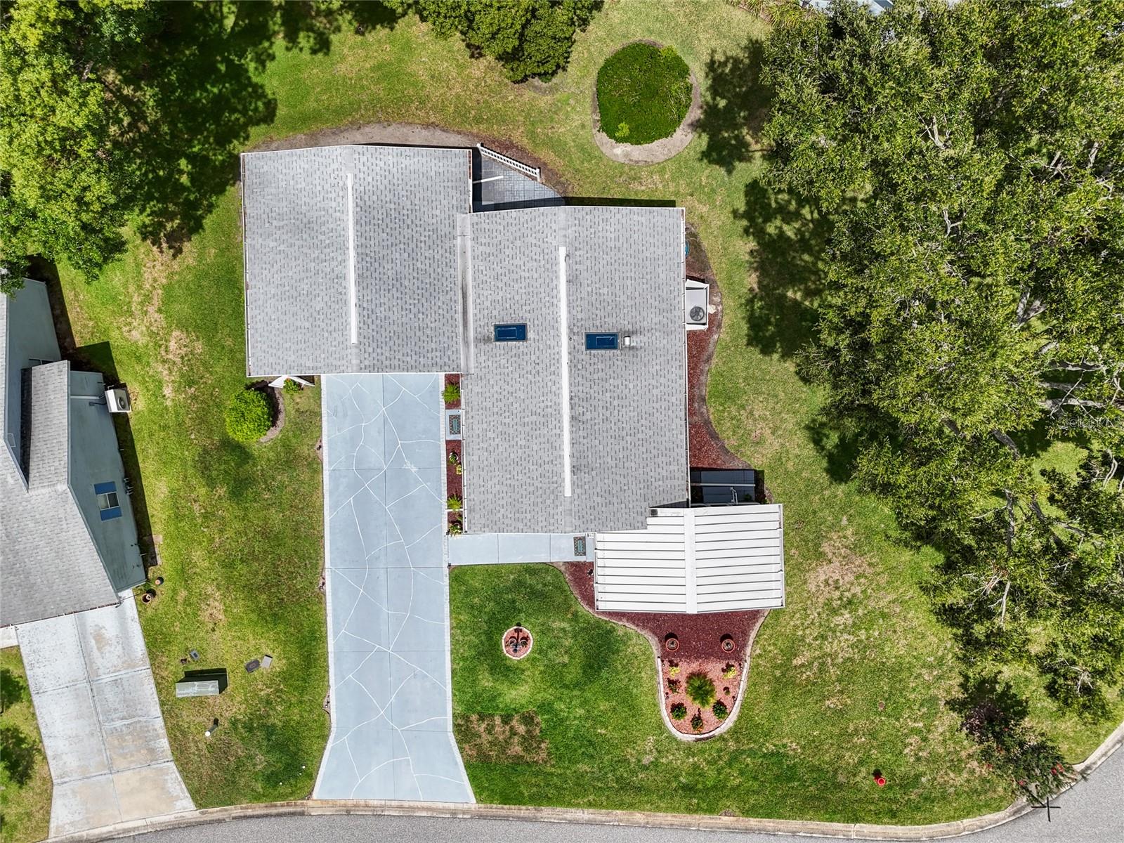 25333 CASA DEL LAGO LN