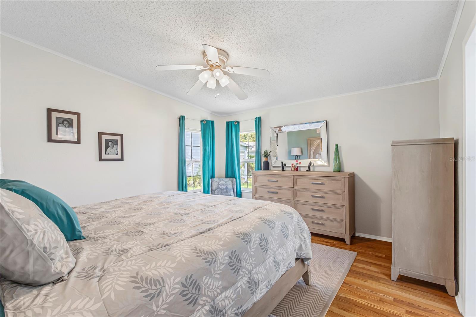 25333 CASA DEL LAGO LN