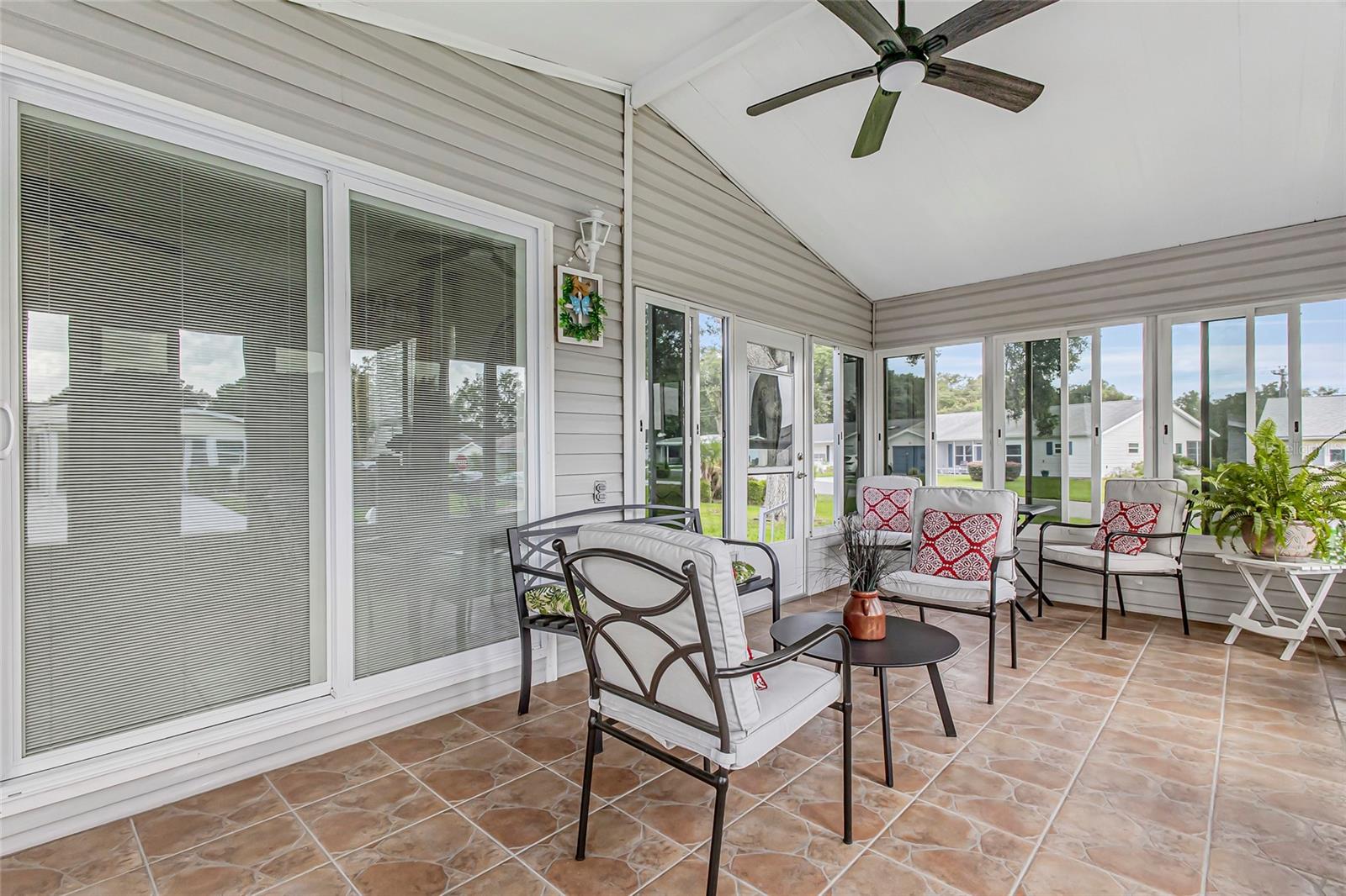 25333 CASA DEL LAGO LN