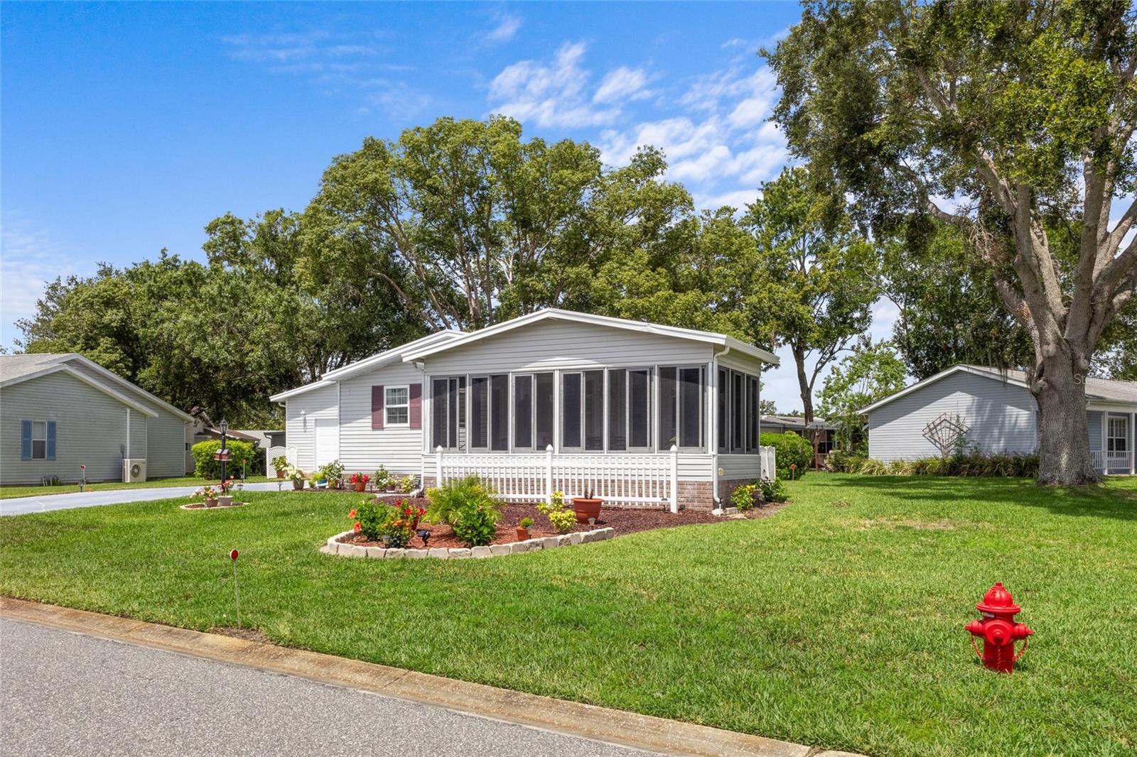 25333 CASA DEL LAGO LN