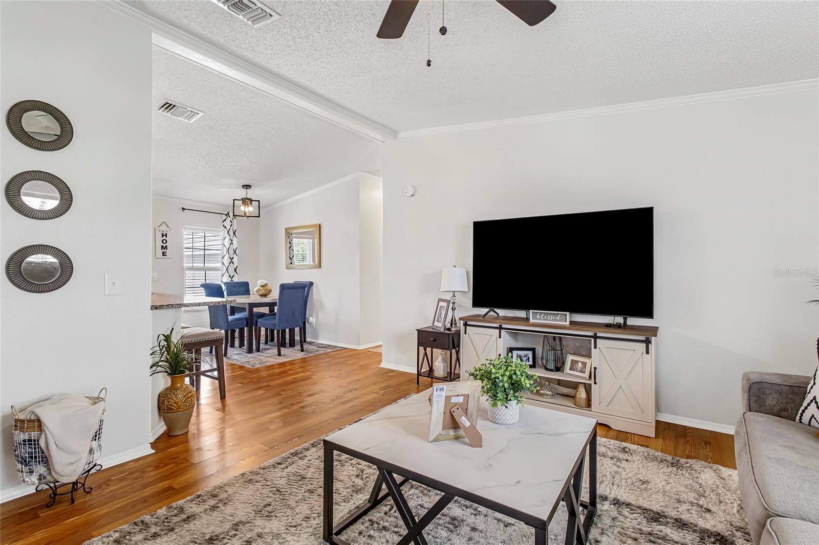 25333 CASA DEL LAGO LN