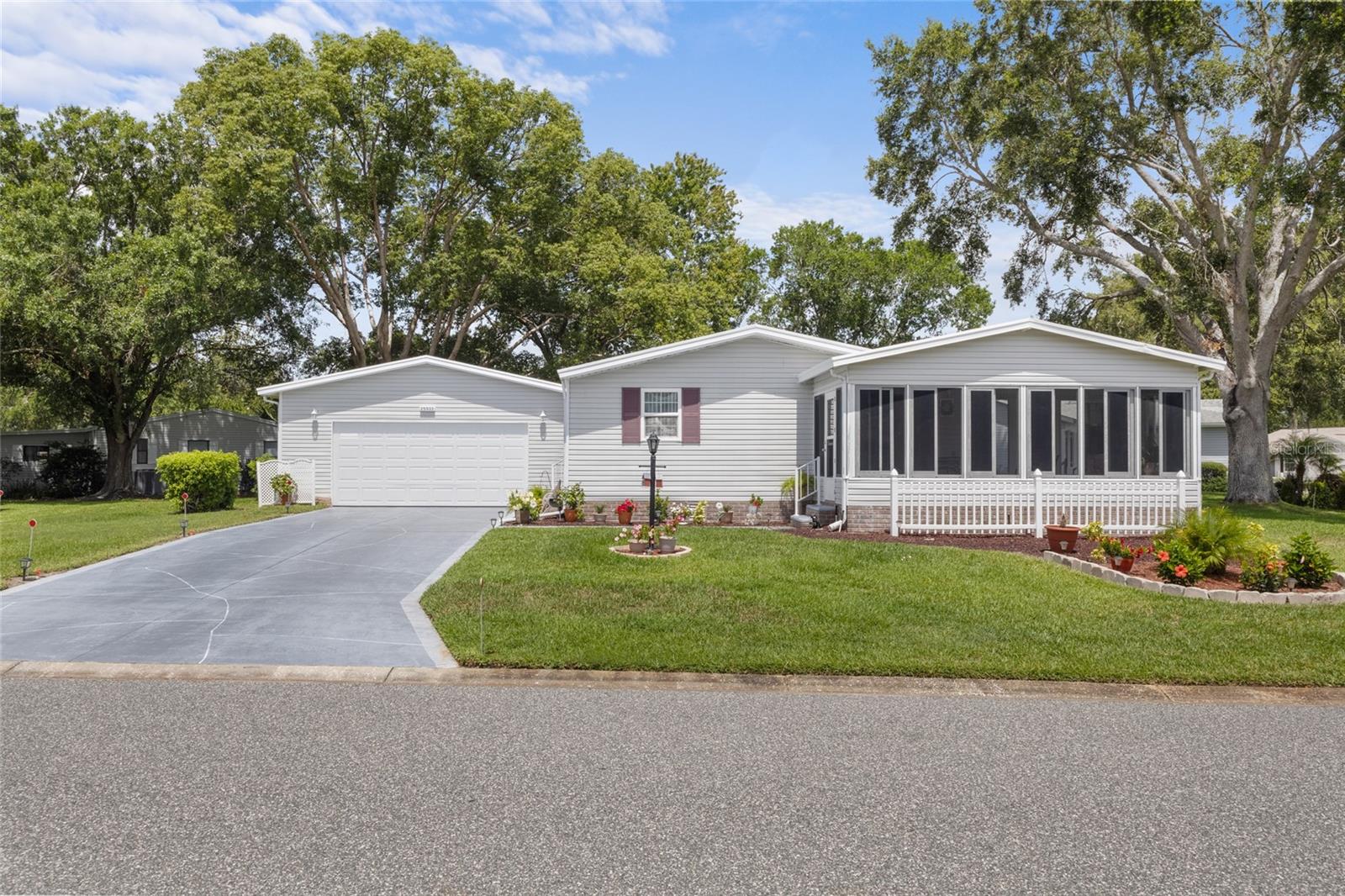 25333 CASA DEL LAGO LN