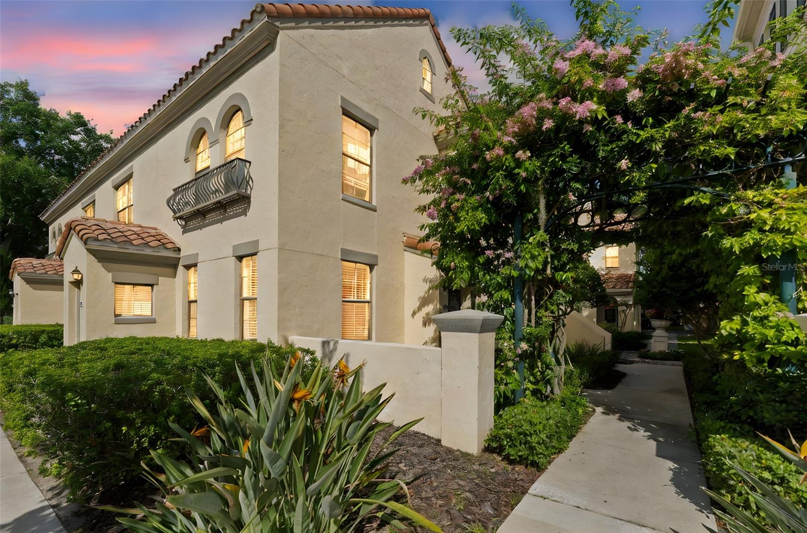 710 SIENA PALM DR #102