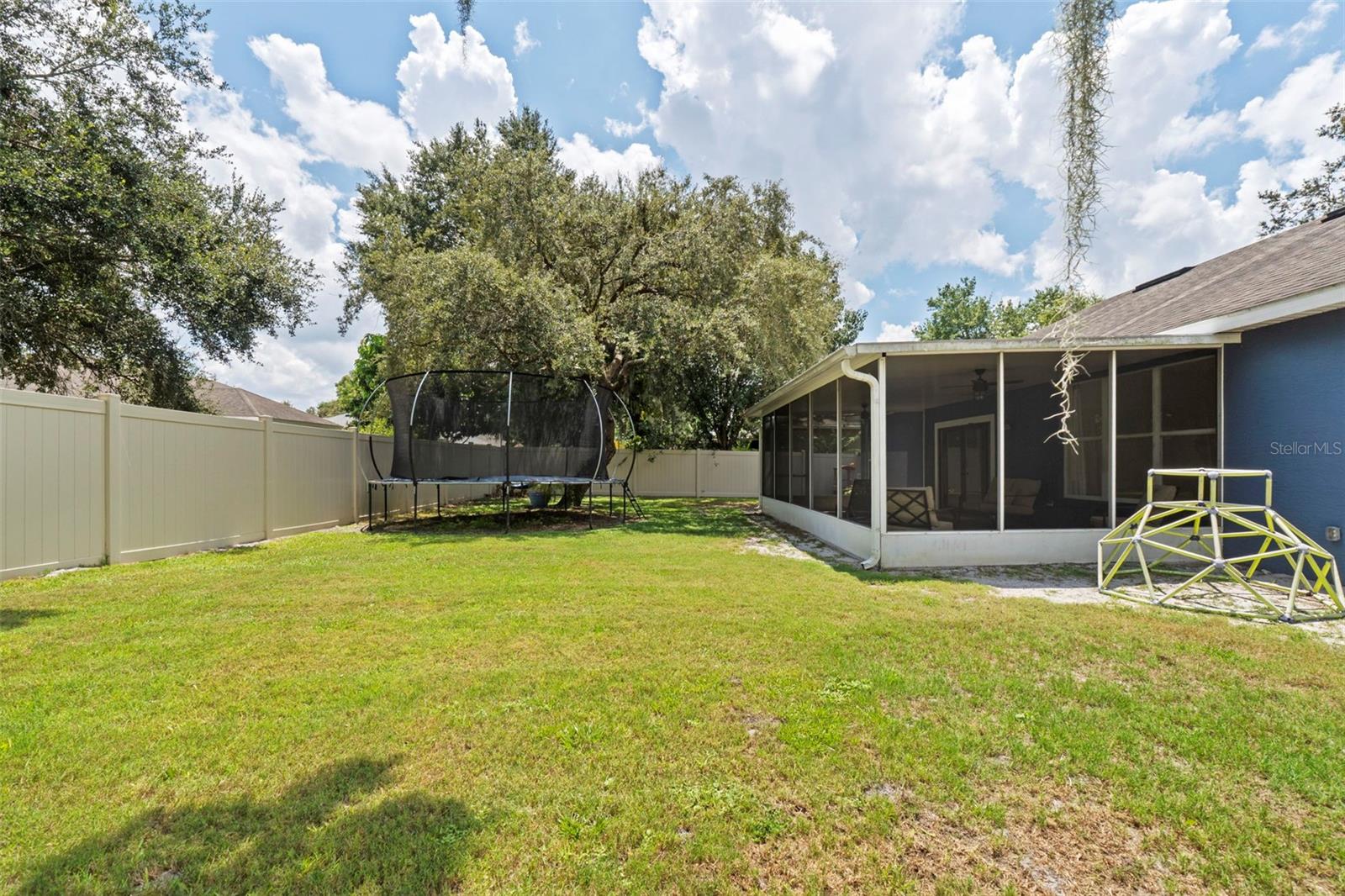 1755 SPARKLING WATER CIR