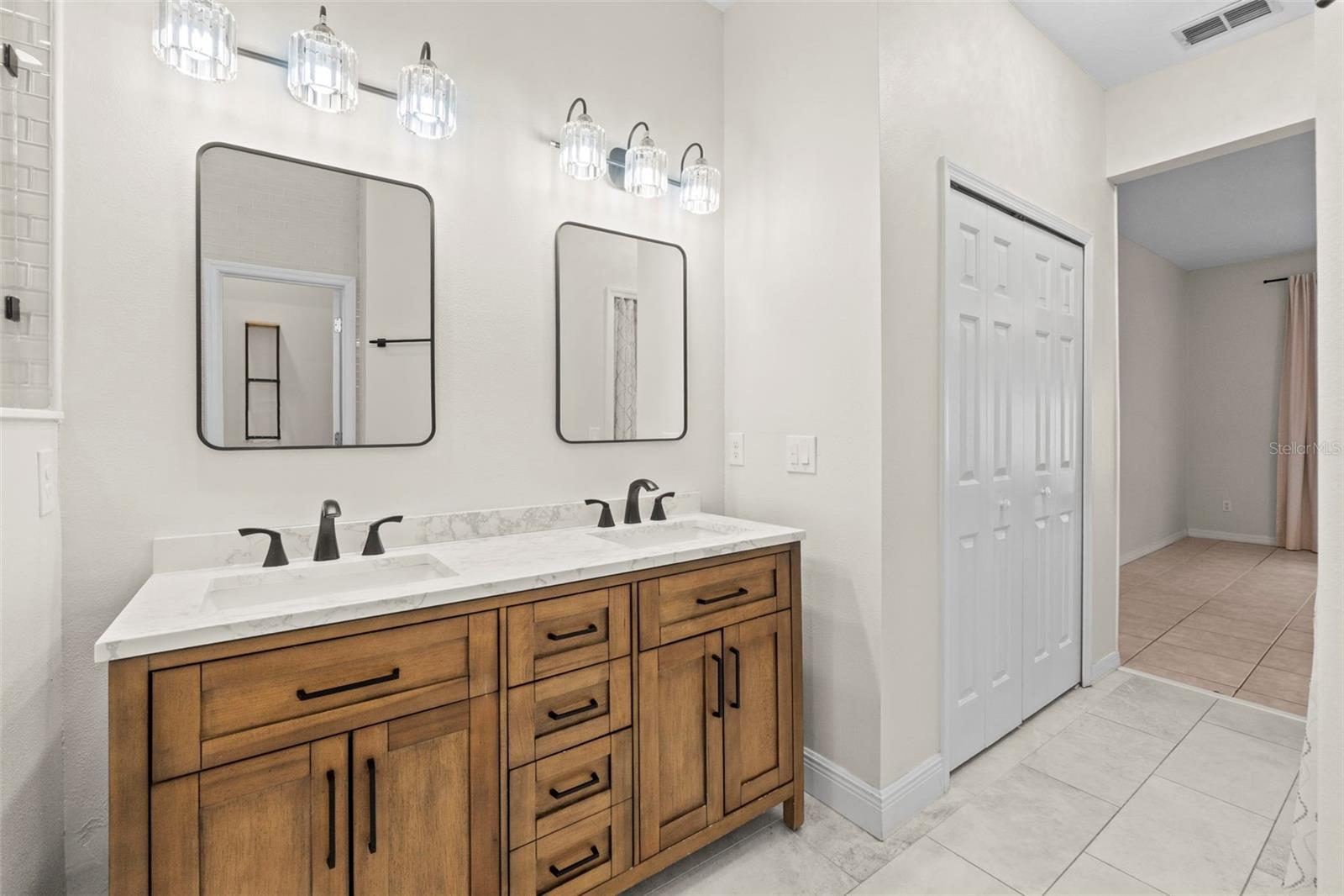 1755 SPARKLING WATER CIR