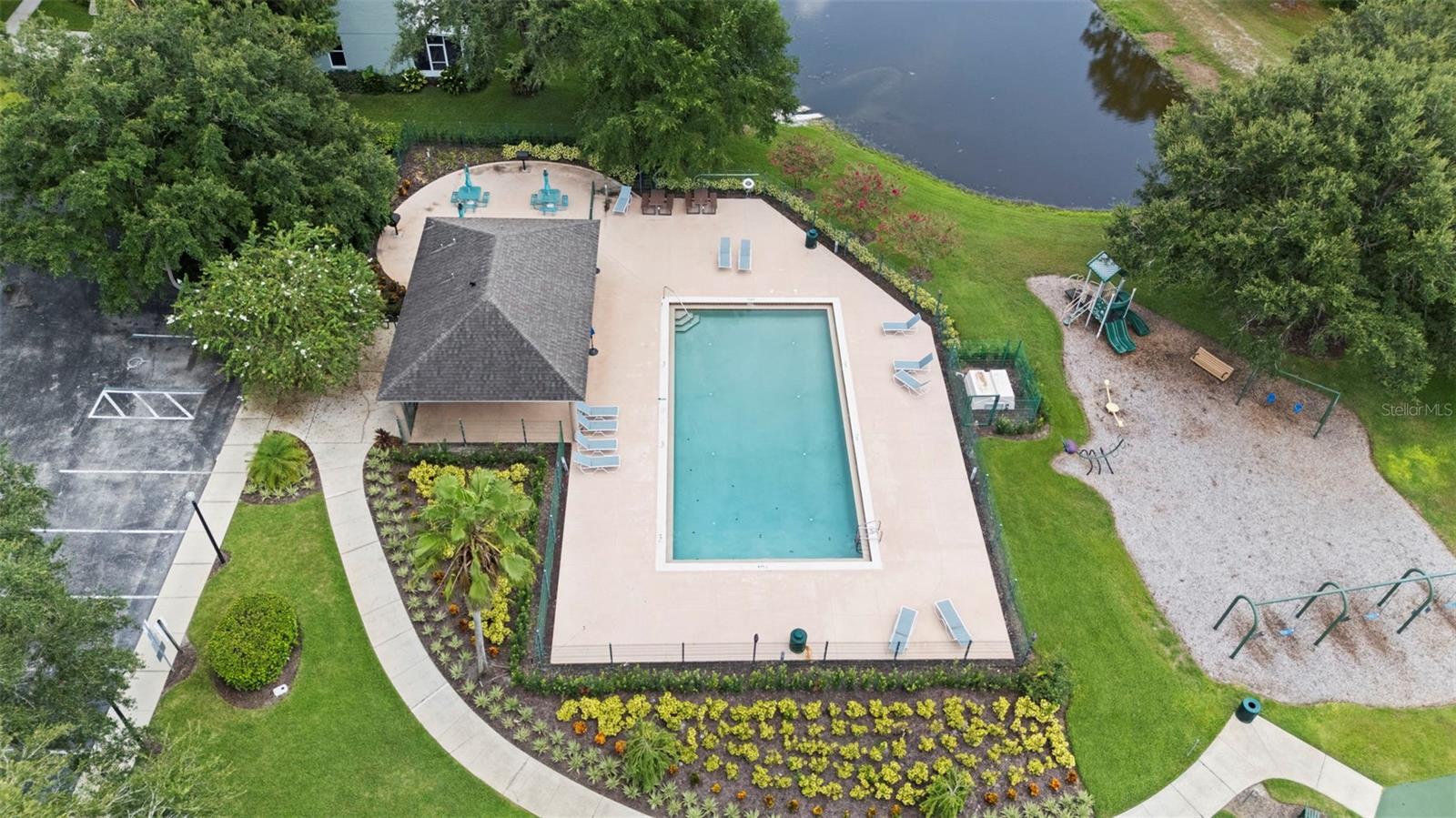 1755 SPARKLING WATER CIR