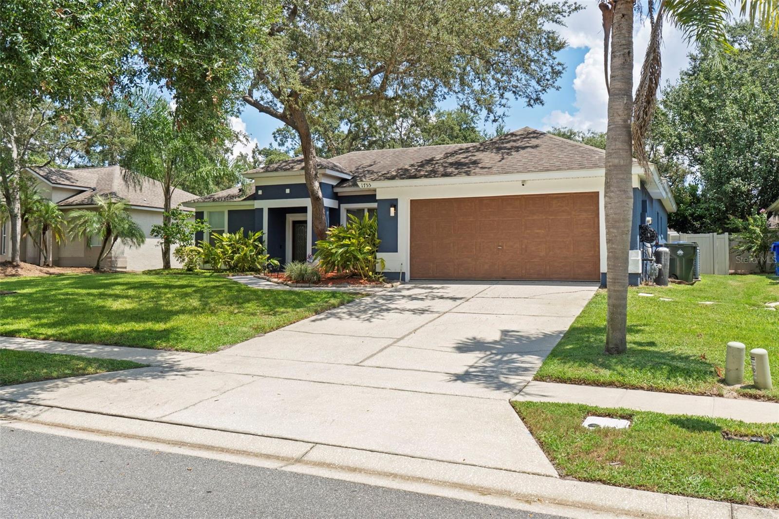 1755 SPARKLING WATER CIR