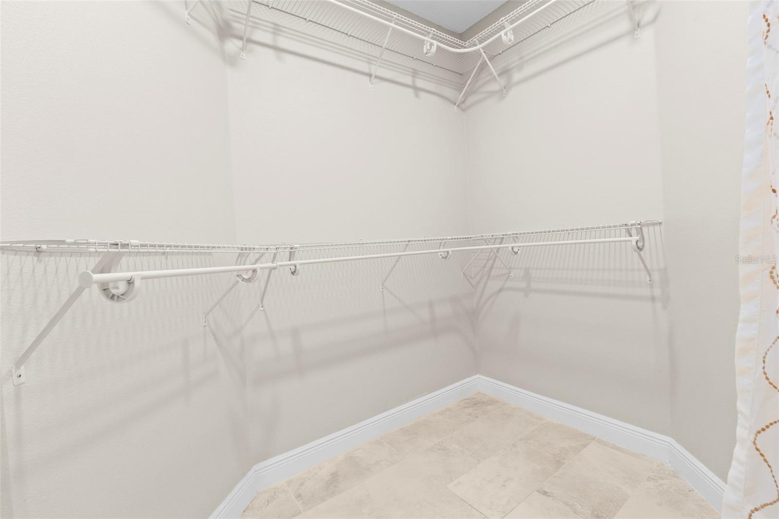1755 SPARKLING WATER CIR