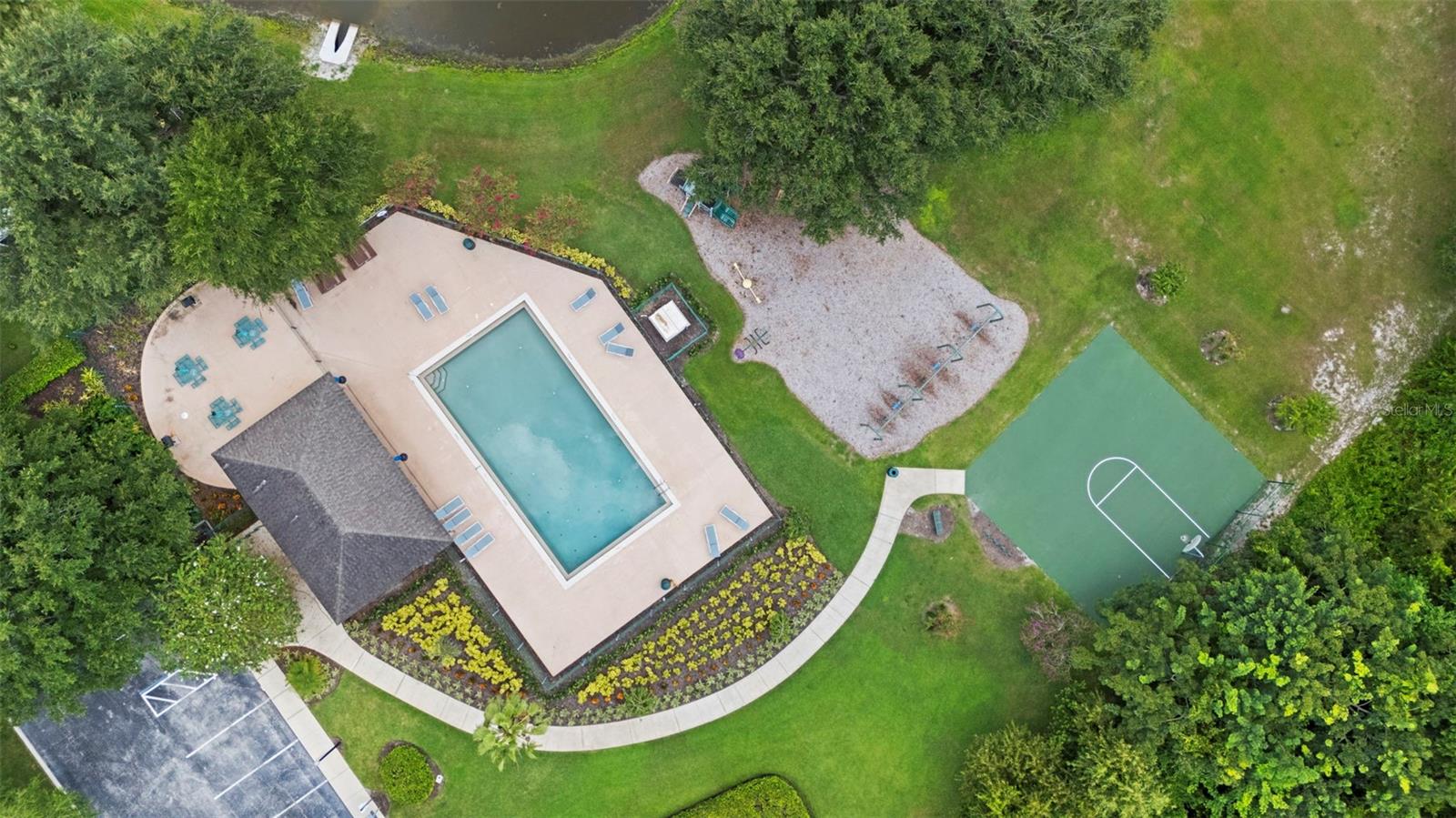 1755 SPARKLING WATER CIR