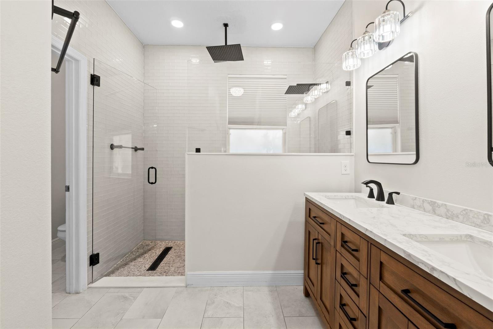 1755 SPARKLING WATER CIR