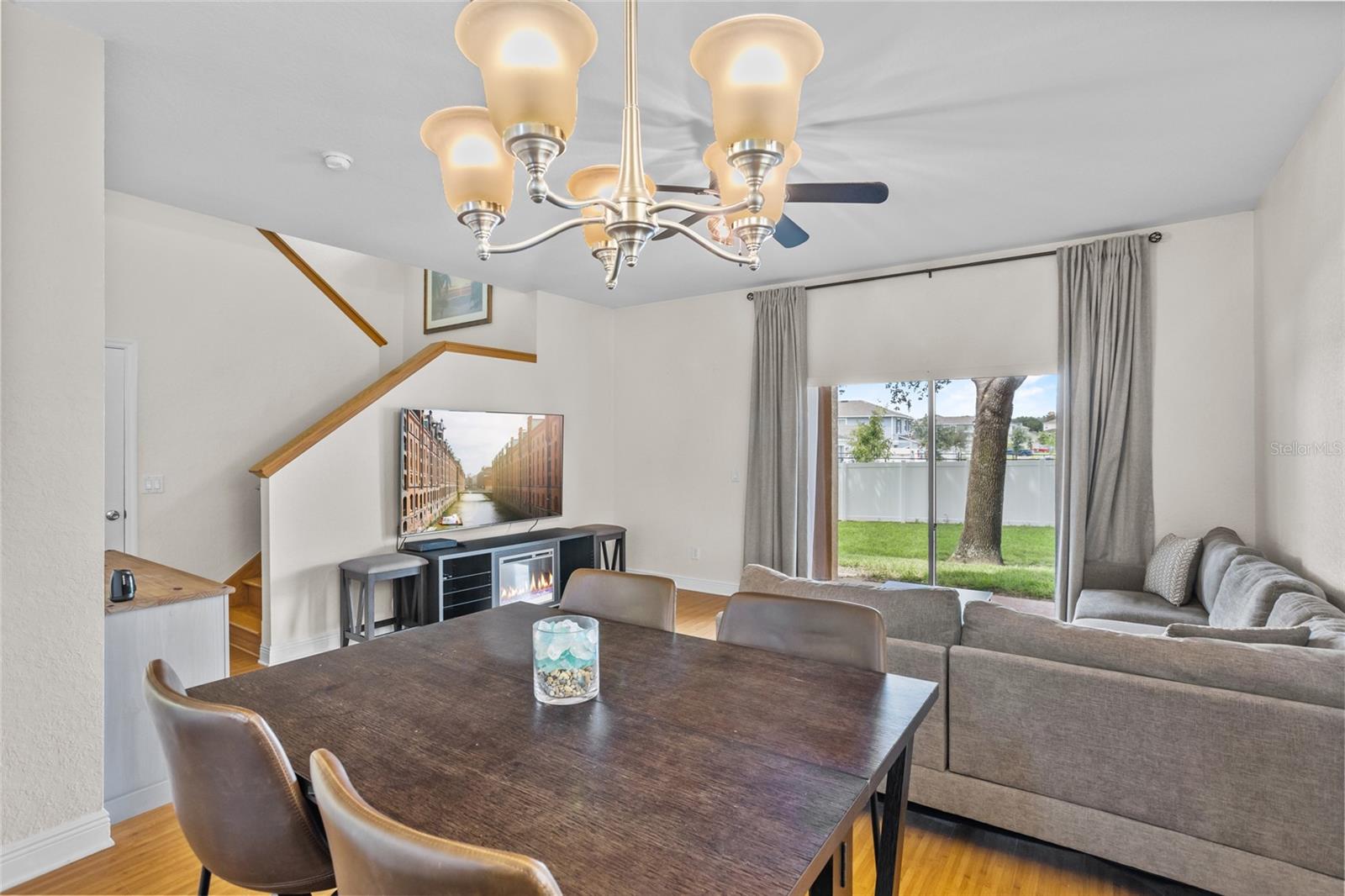 3102 CALABRIA AVE #3102