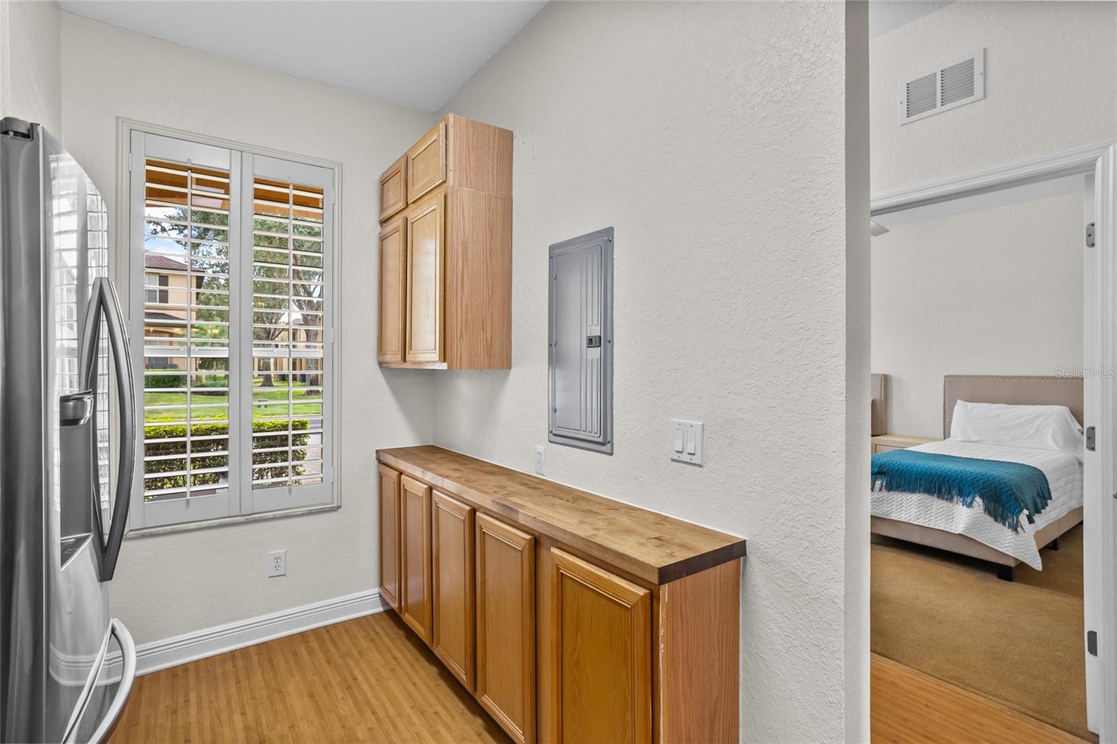 3102 CALABRIA AVE #3102